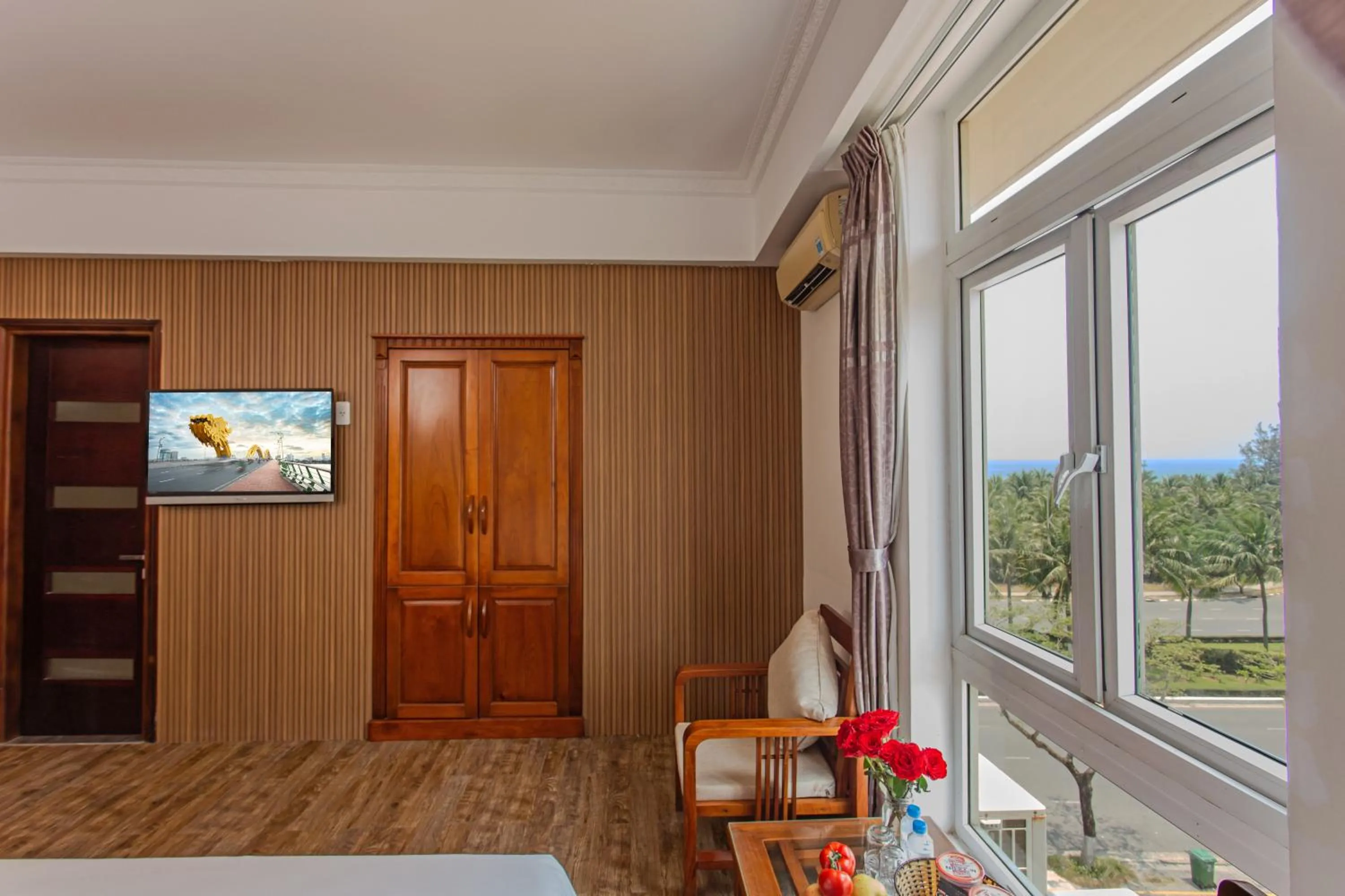 Bed in Seavitel Danang Beach Hotel