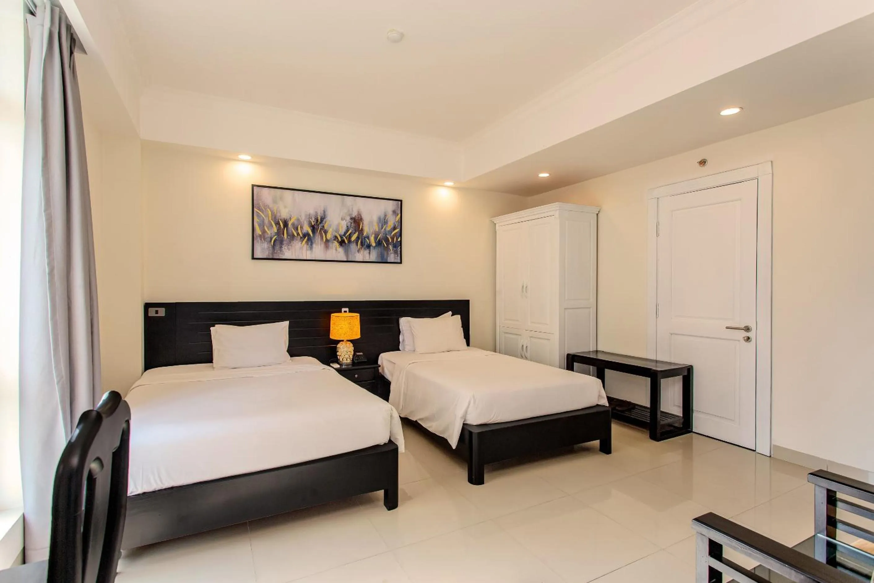 Bed in Seavitel Danang Beach Hotel