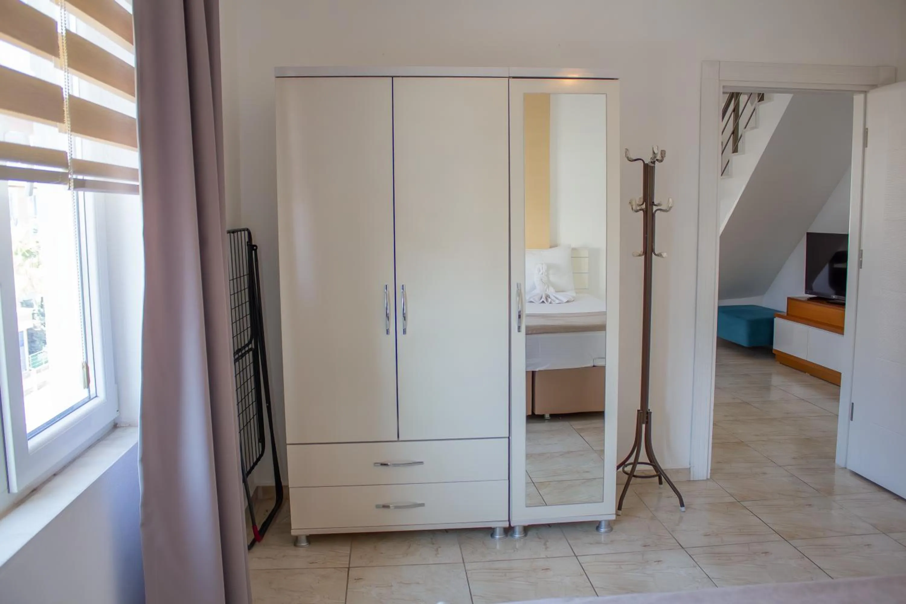 Bedroom, Bed in Güden-Pearl