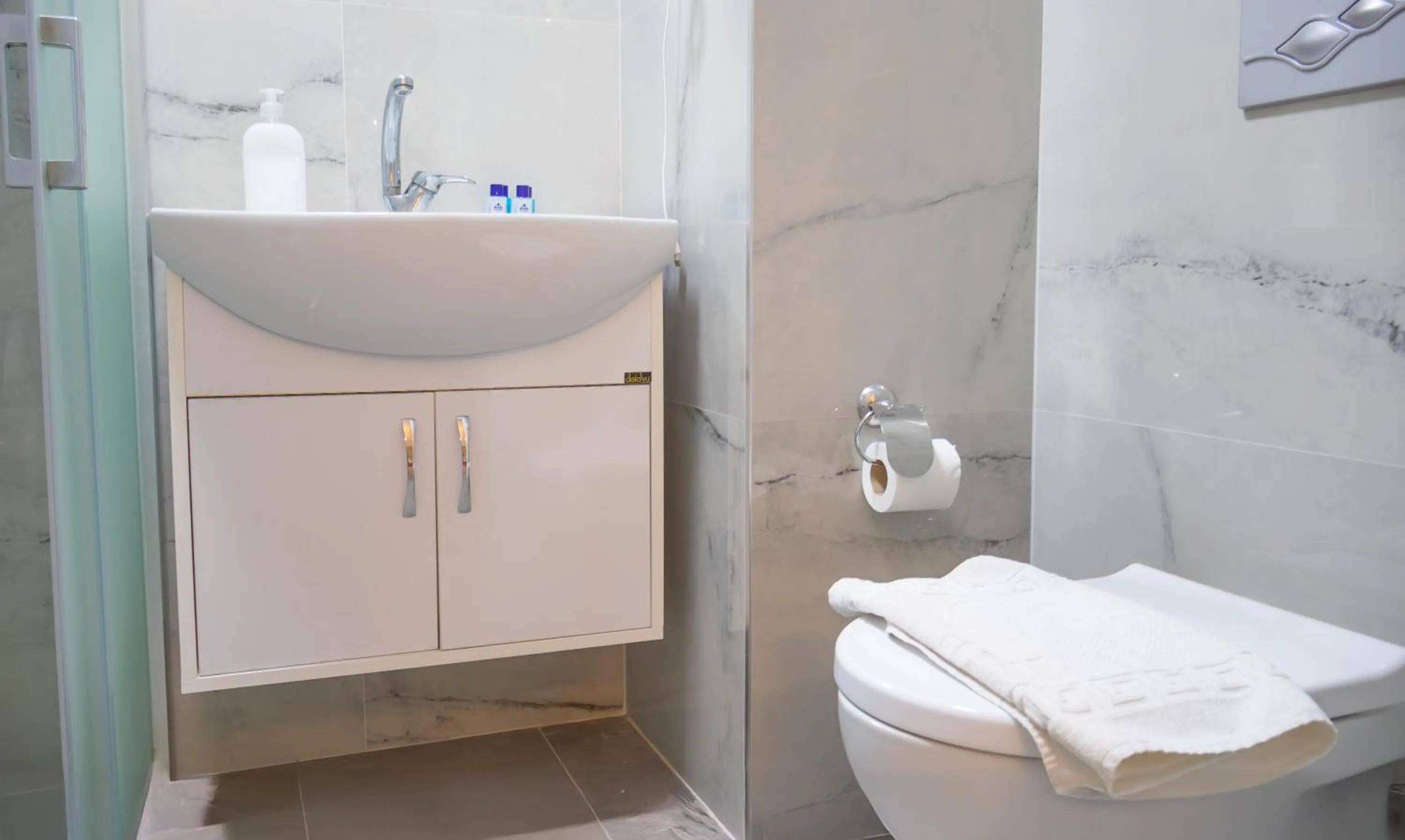 Bathroom in Güden-Pearl