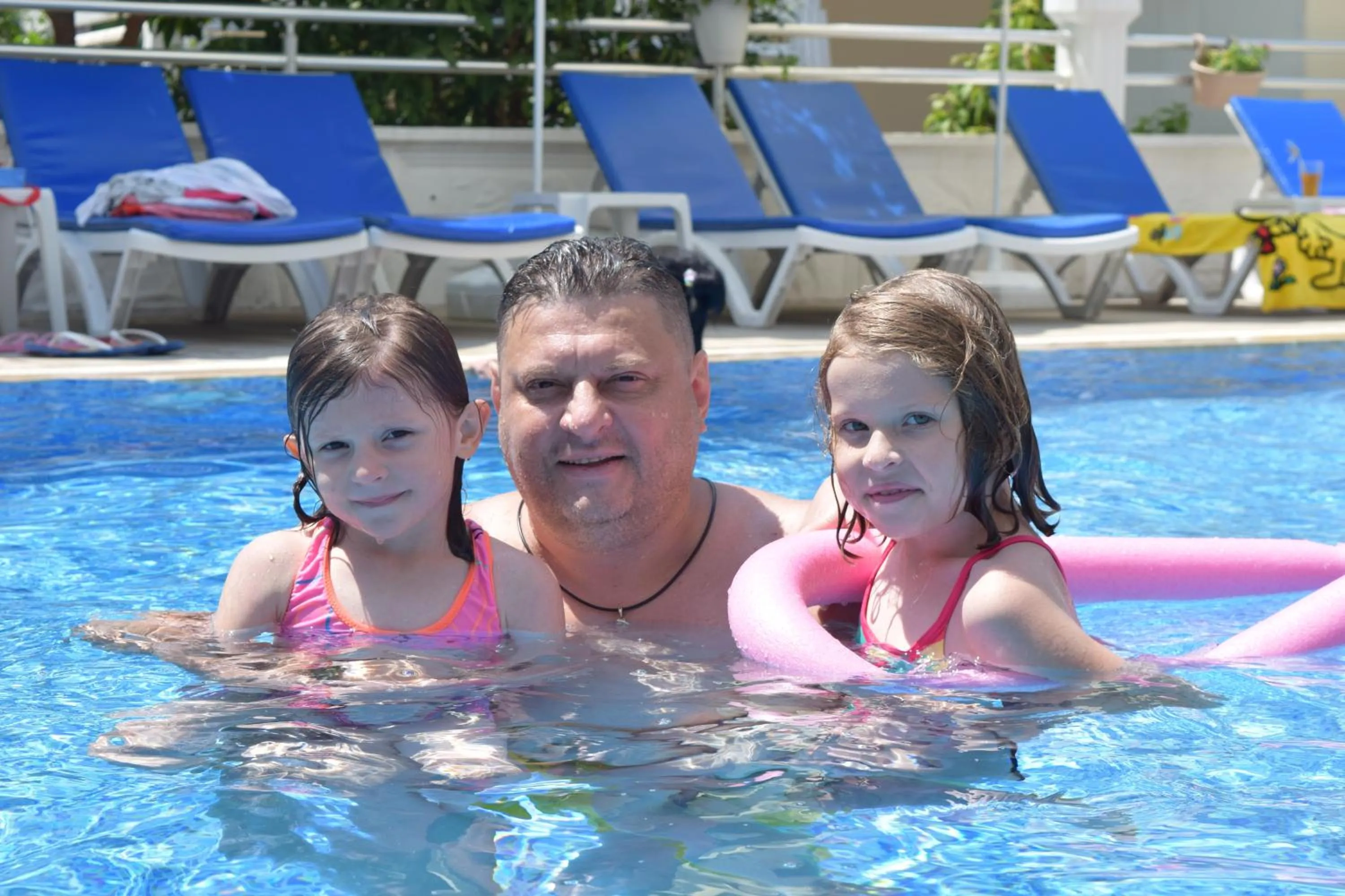 Swimming pool in Güden-Pearl