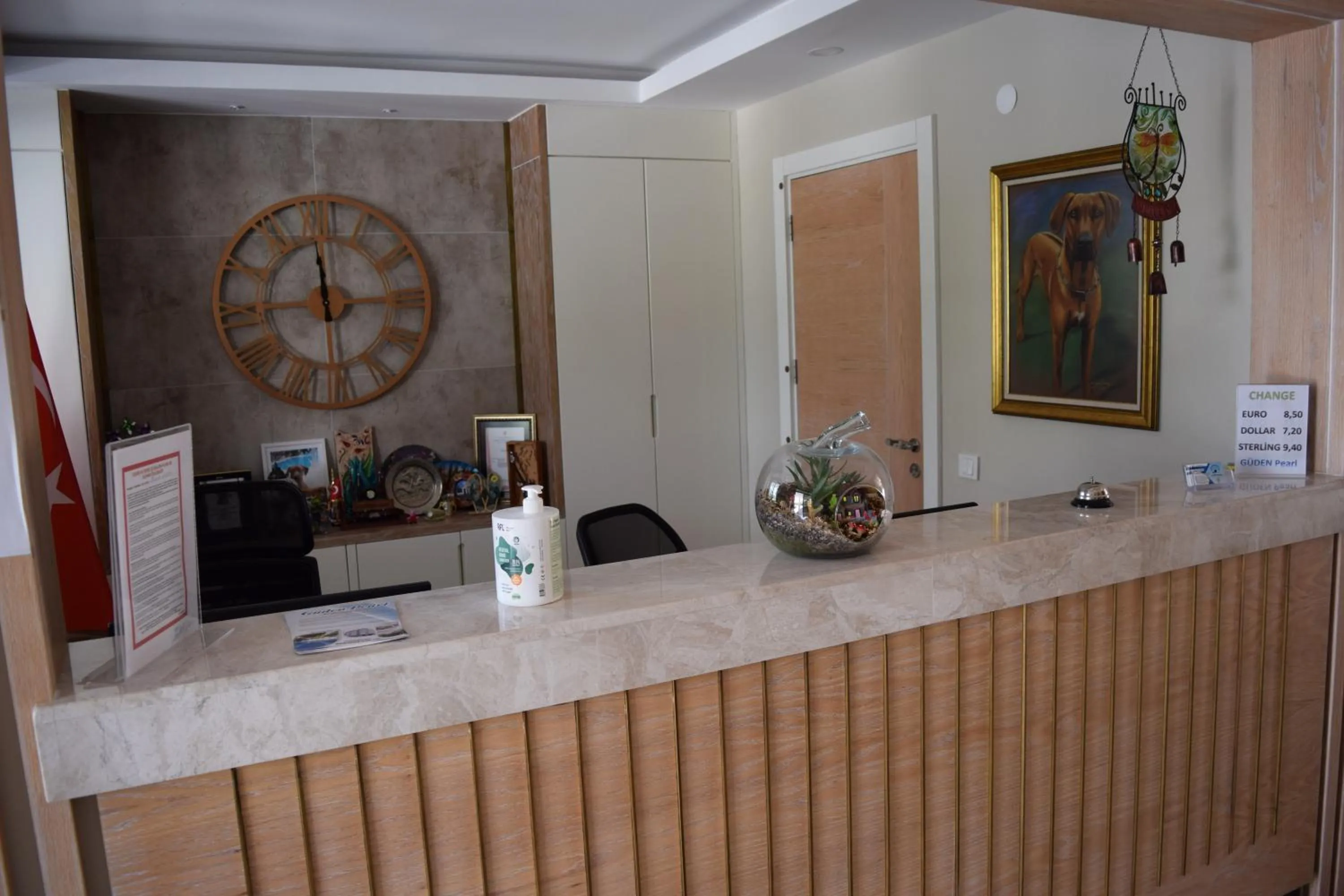 Lobby or reception in Güden-Pearl