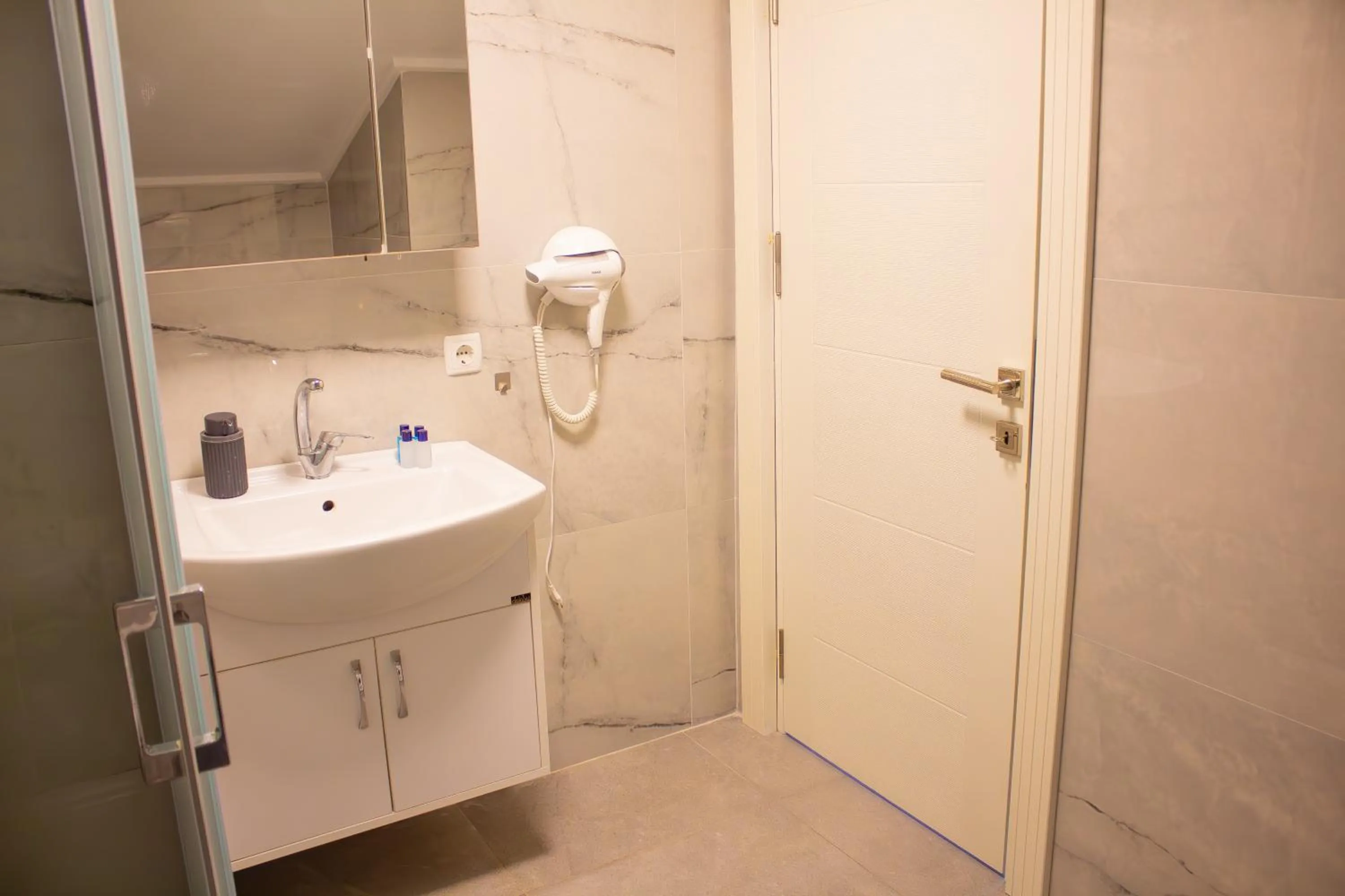 Bathroom in Güden-Pearl