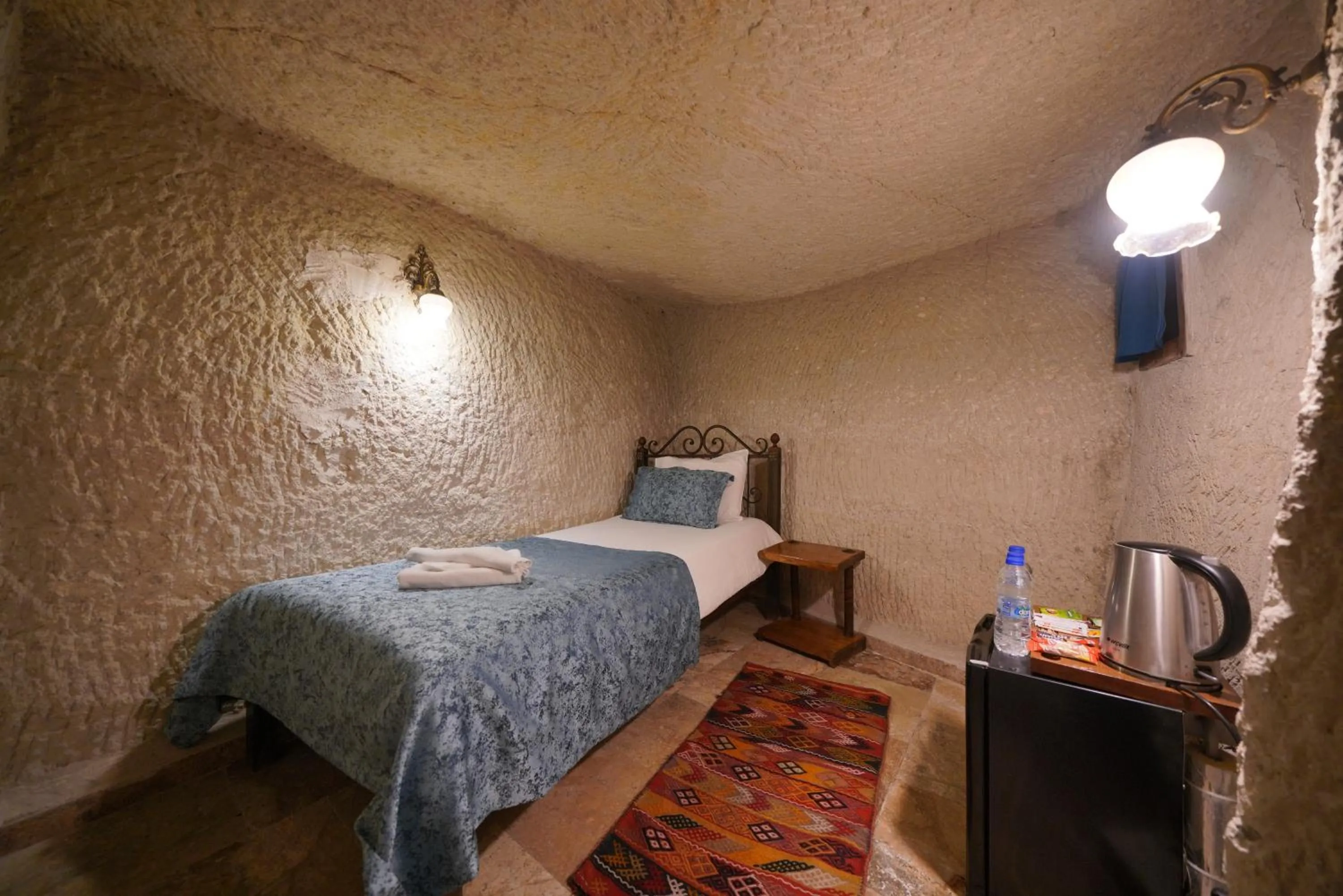 Bed in Emit Cave Hotel