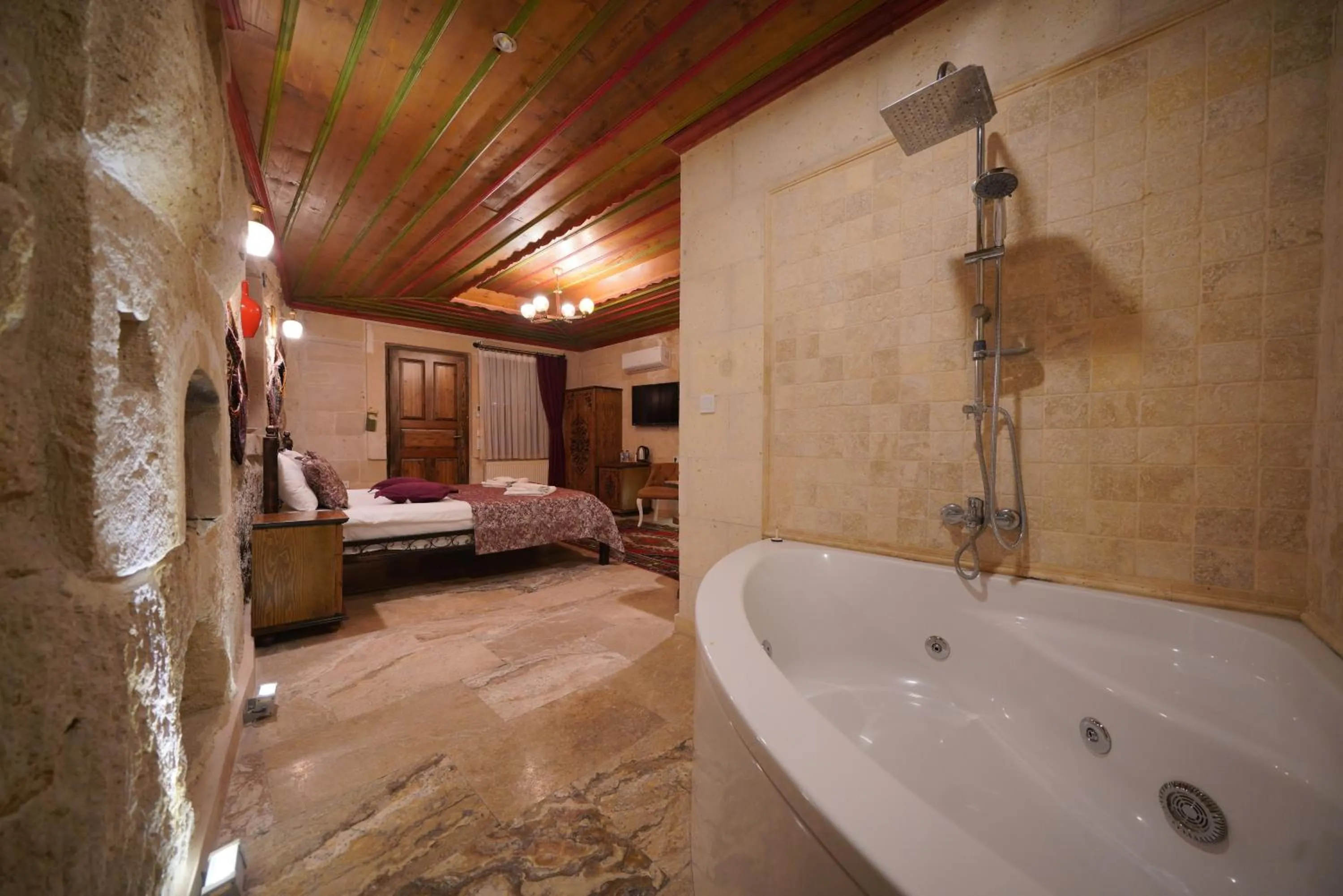 Bed in Emit Cave Hotel