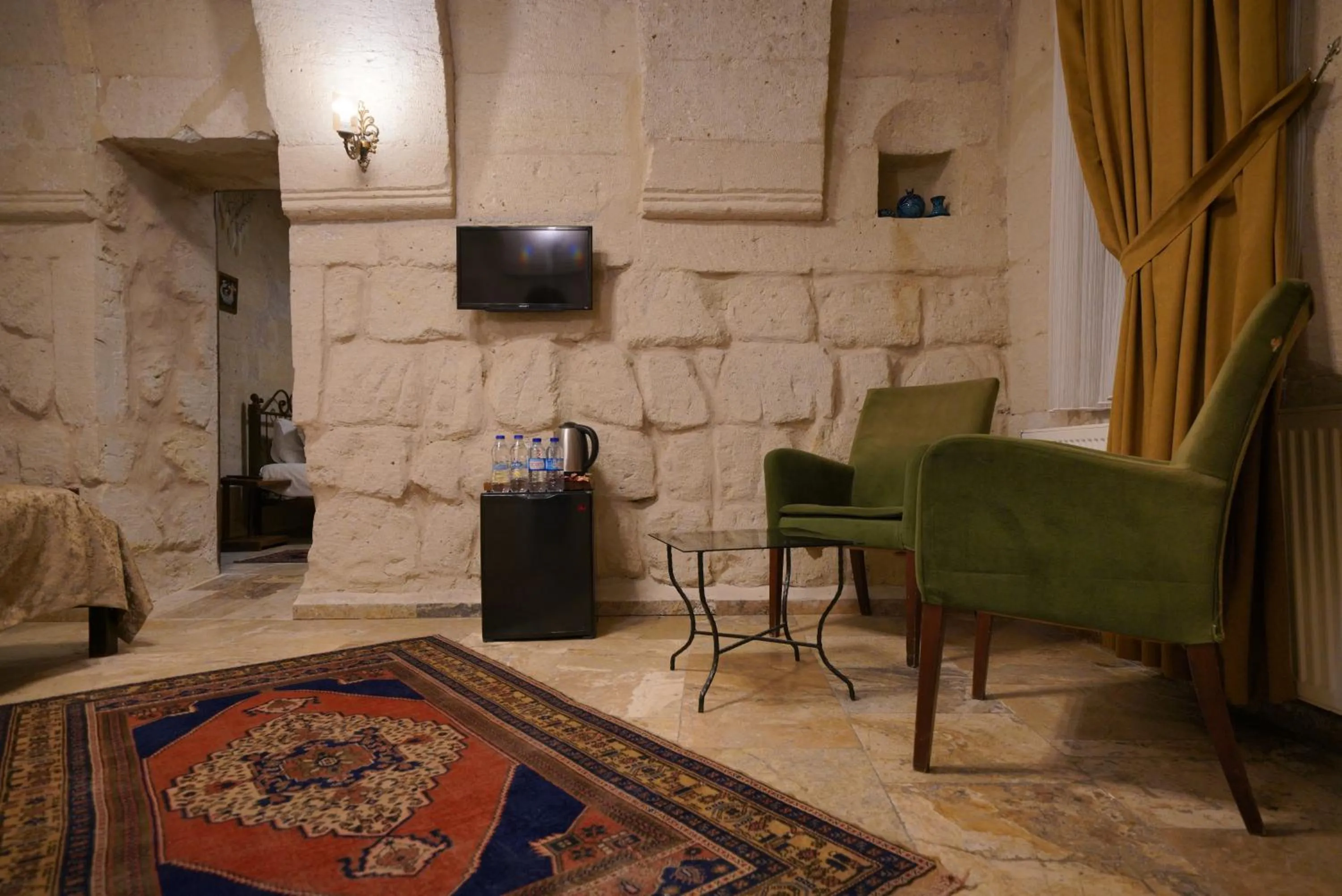 Bed in Emit Cave Hotel