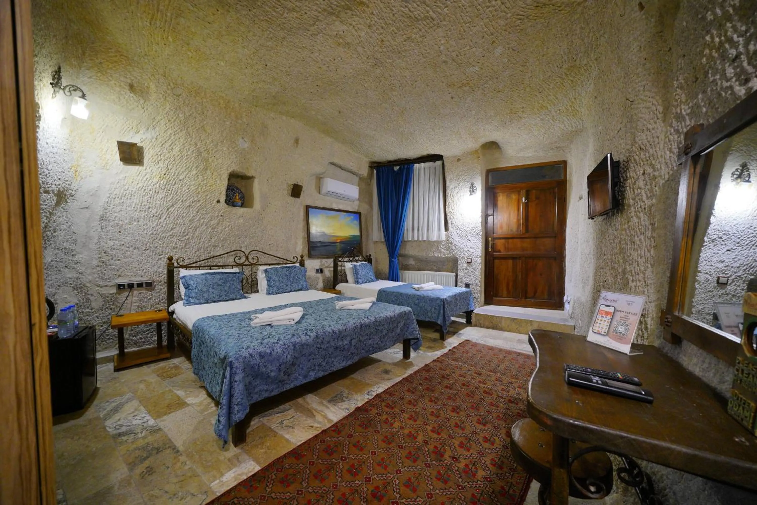 Bed in Emit Cave Hotel