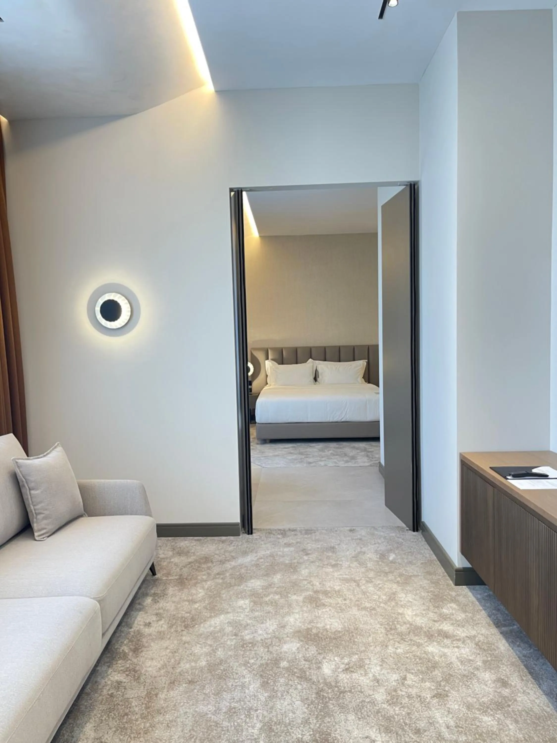 Living room, Bed in Grand Duka Hotel & SPA