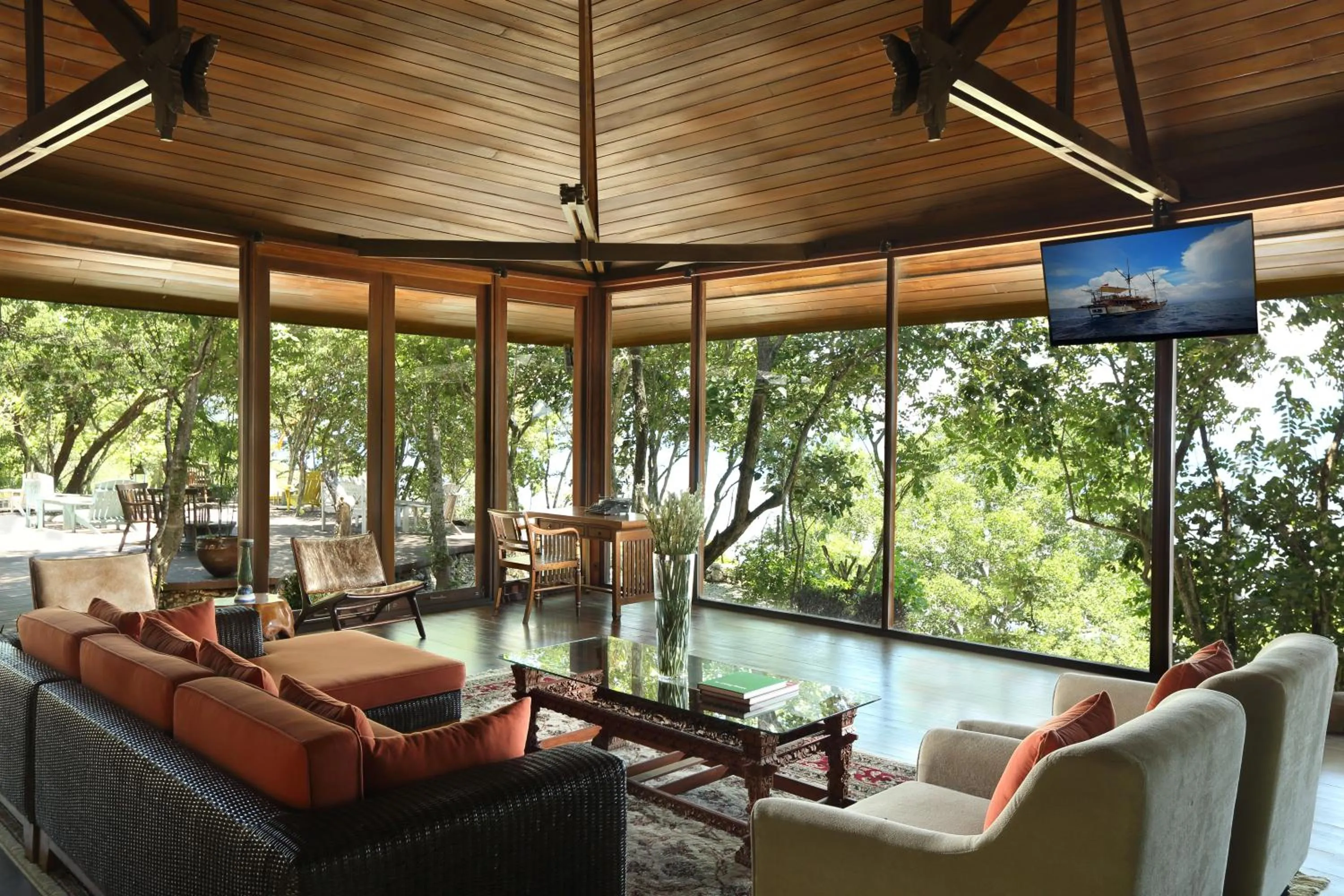 Lobby or reception in Plataran Menjangan Resort and Spa - CHSE Certified