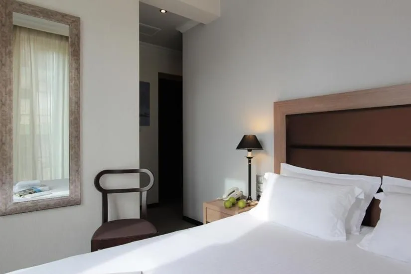 Bed in Athens Lotus Hotel