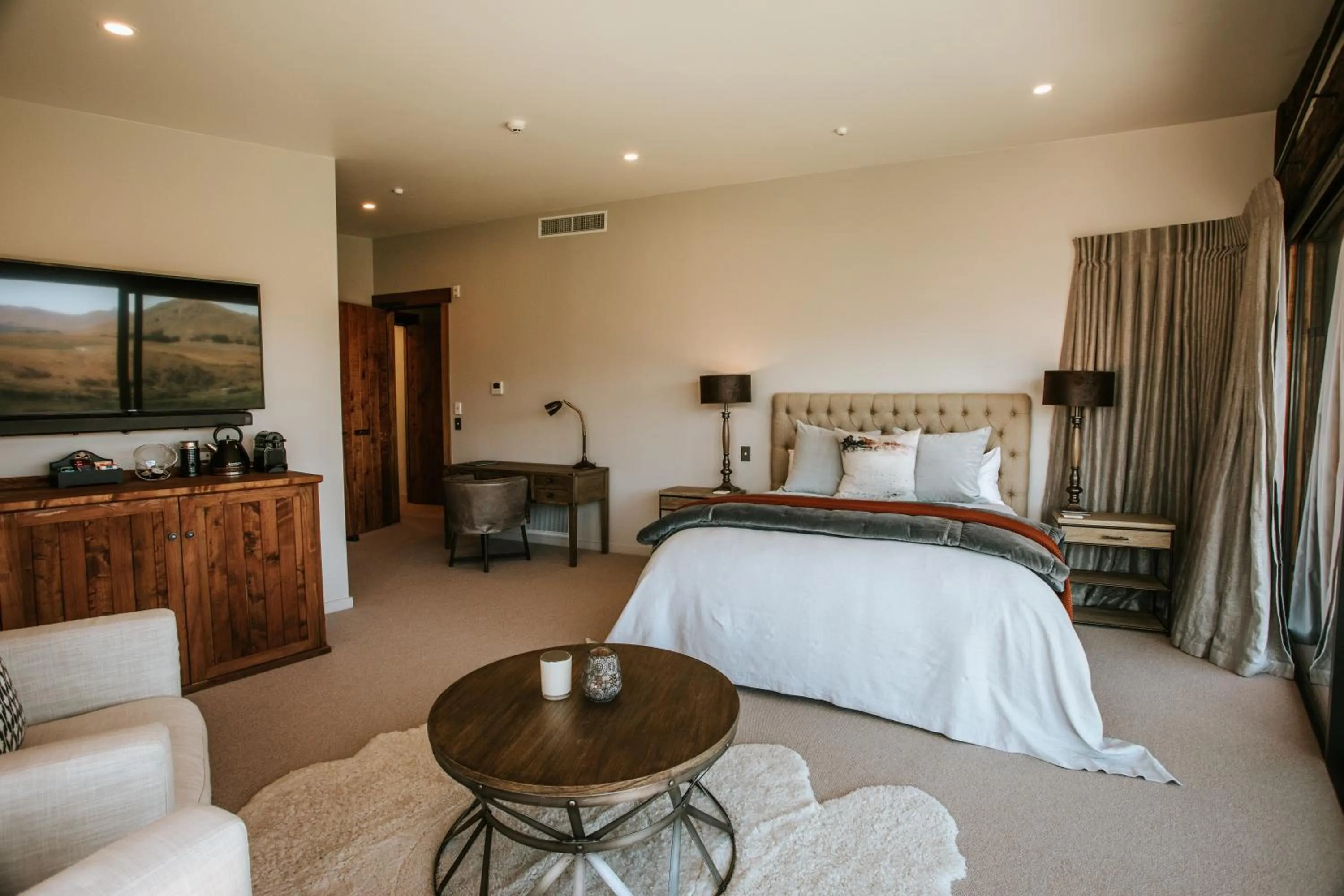 Bed in Stoneridge Estate