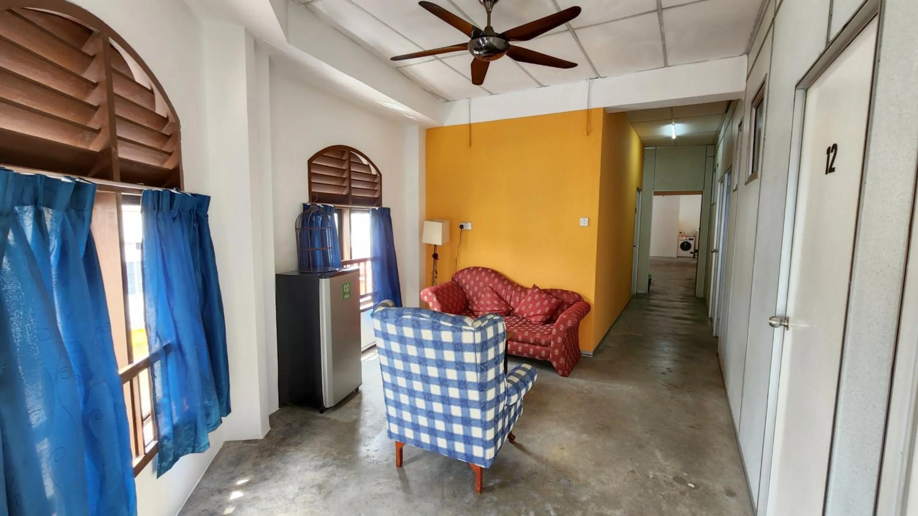 Communal lounge/ TV room in Vintage Inn