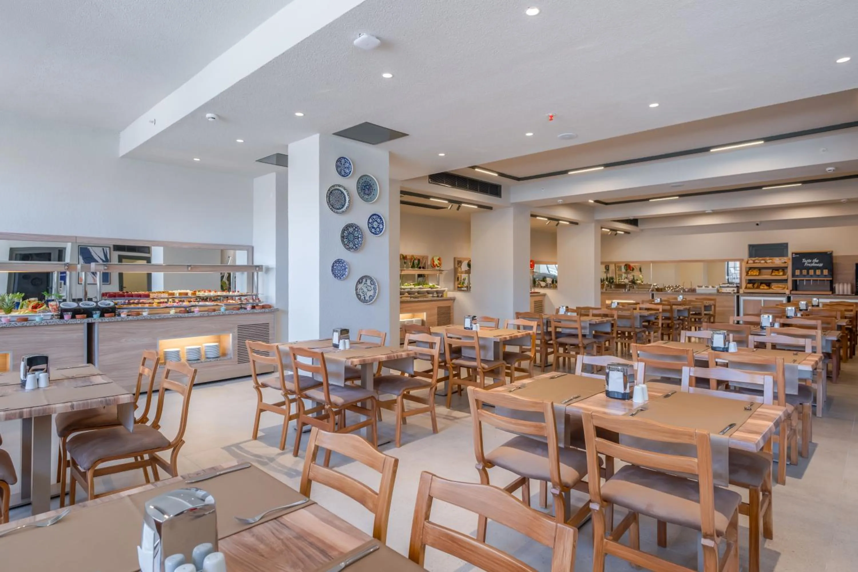 Restaurant/places to eat in Parador Sky Hotel All Inclusive