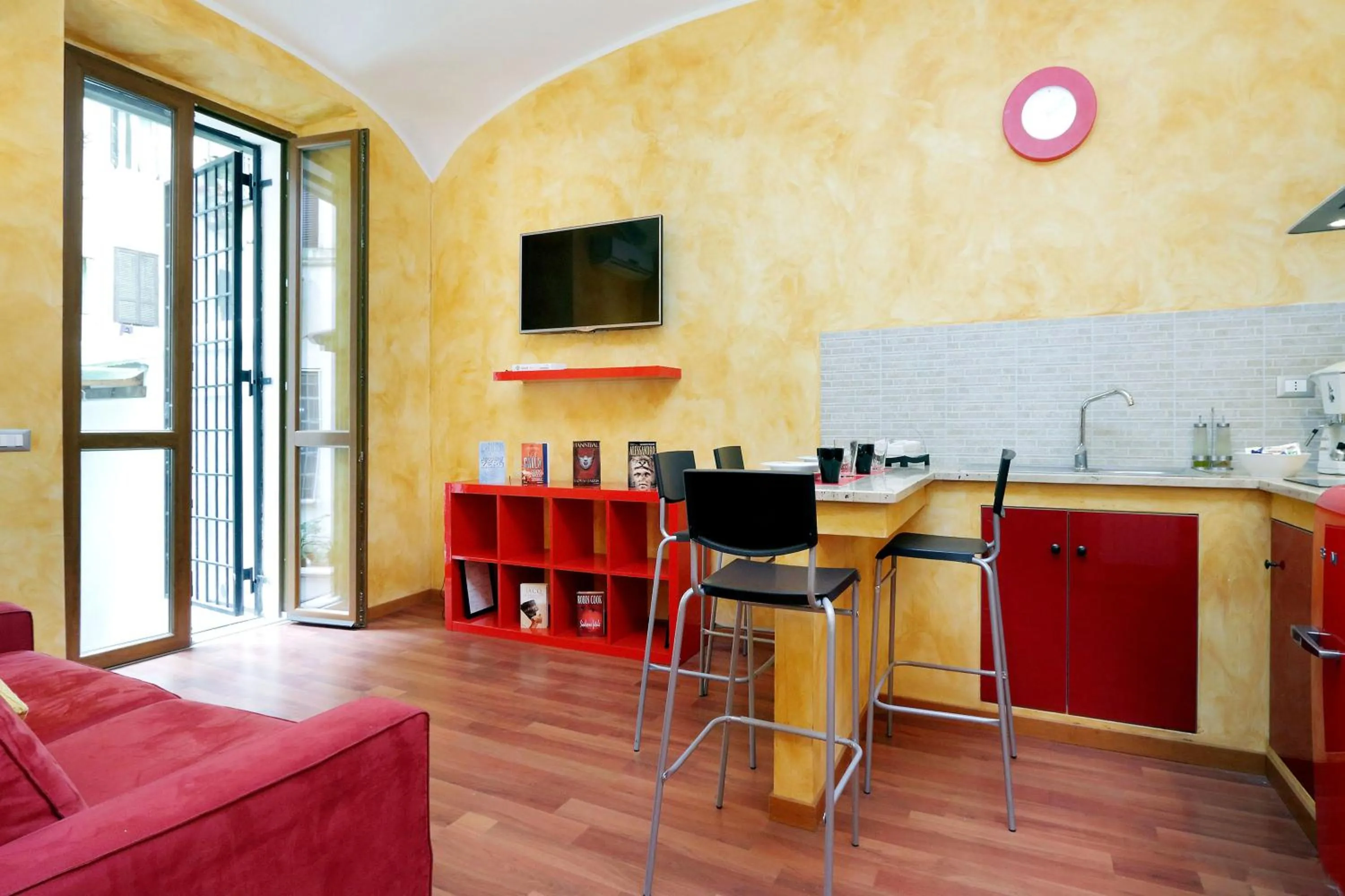 Day in Lucky Domus Esquilino