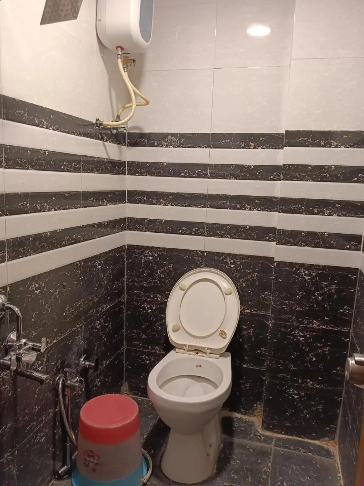 Deluxe Double Room - single occupancy in hotel sunrise inn Deluxe Double Room - single occupancy in hotel sunrise inn