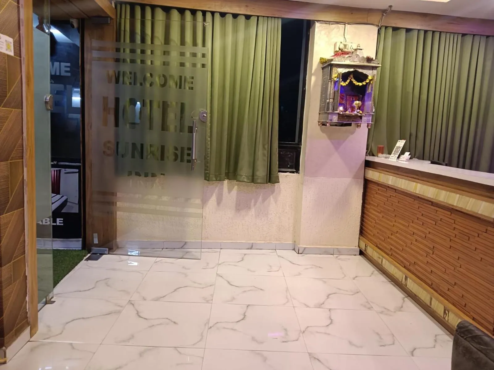 Property building in hotel sunrise inn