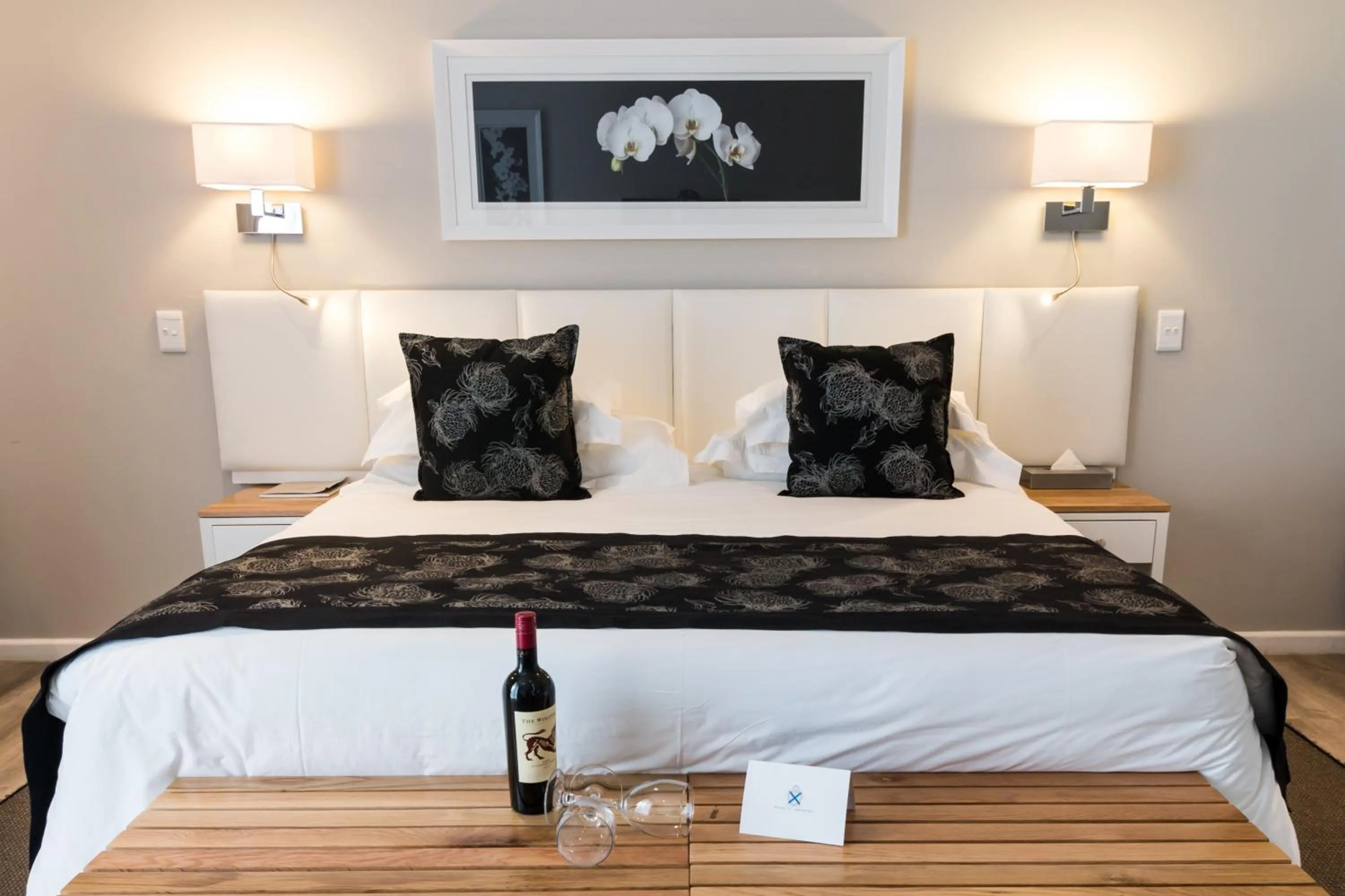 Bedroom, Bed in Royal St. Andrews Hotel, Spa and Conference Centre