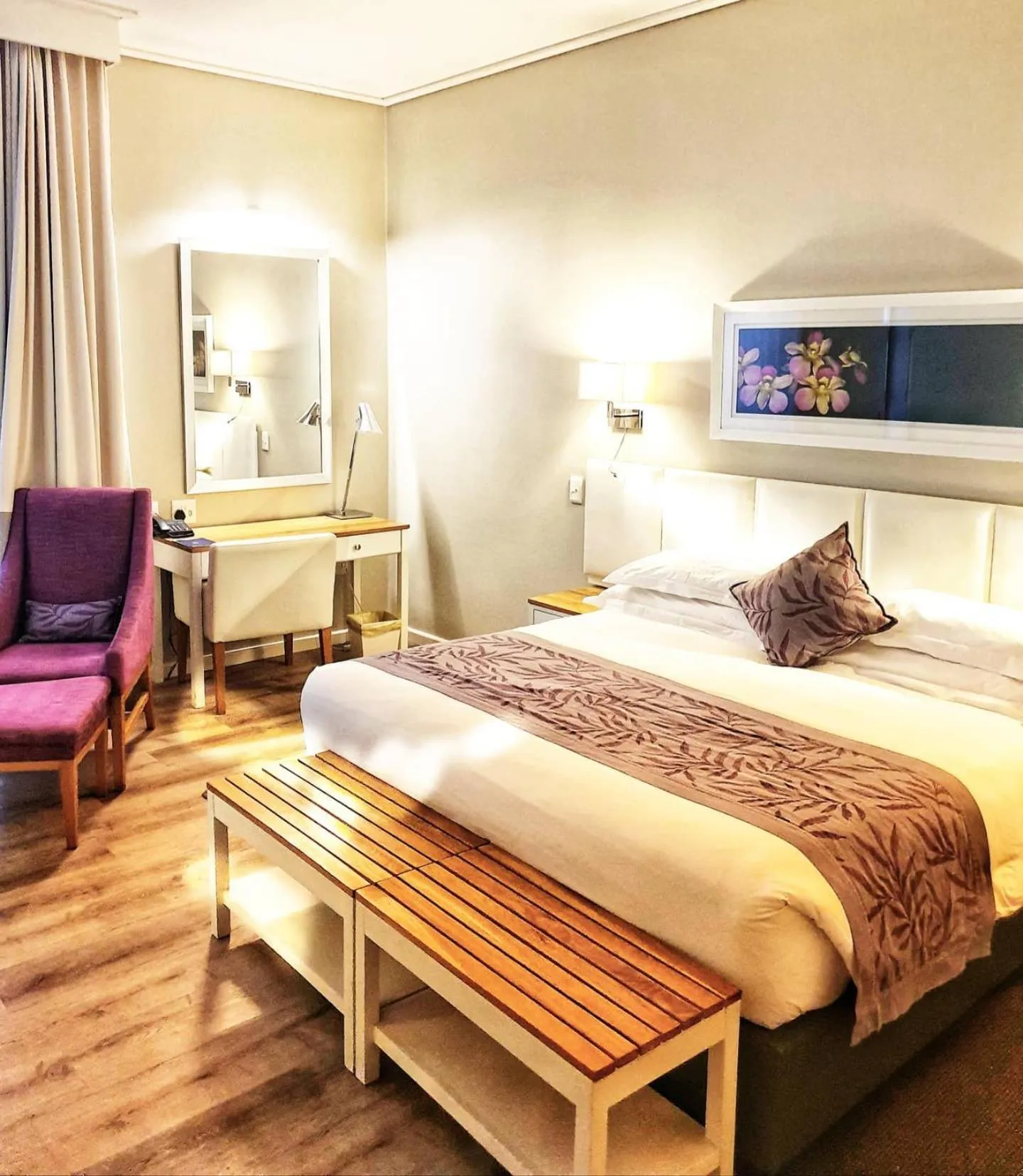 Bedroom, Bed in Royal St. Andrews Hotel, Spa and Conference Centre