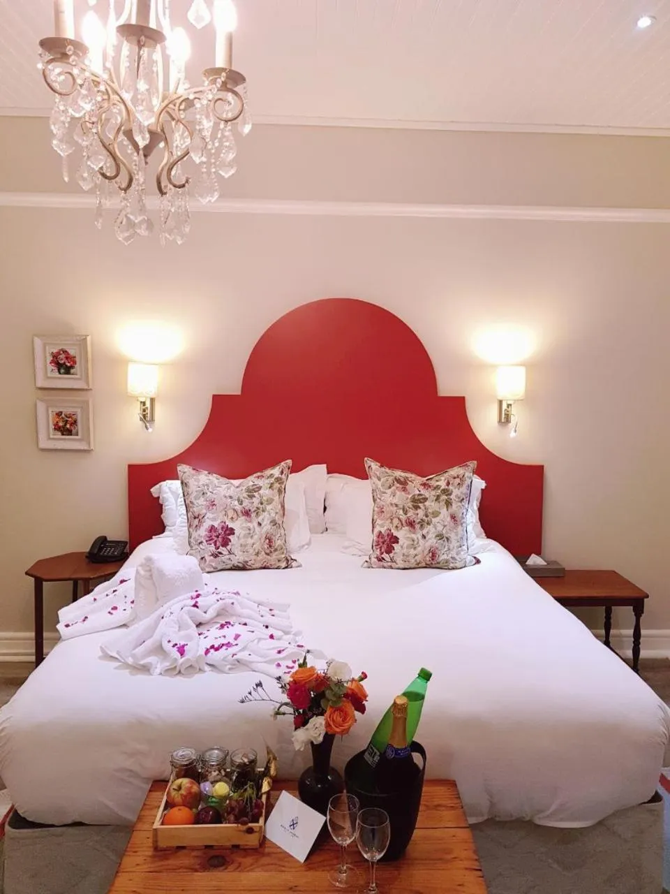 Bedroom, Bed in Royal St. Andrews Hotel, Spa and Conference Centre