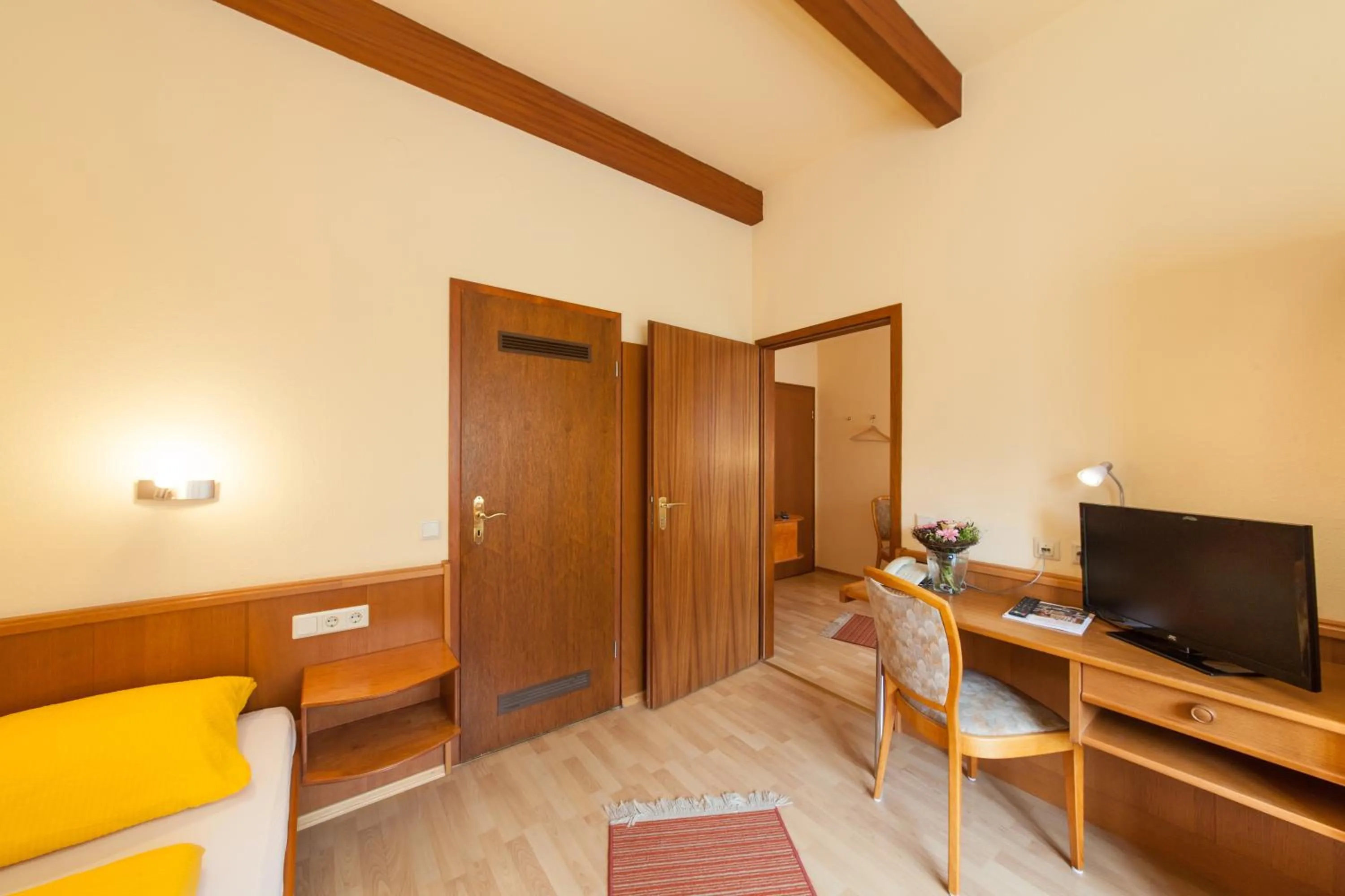 TV and multimedia in Hotel Zum Kaffeekännchen