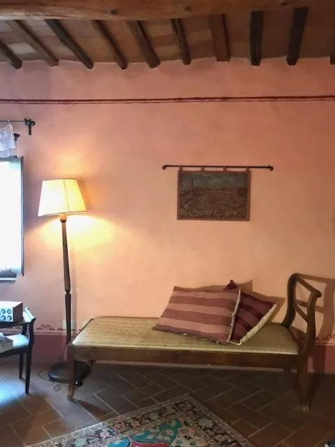 Photo of the whole room, Bed in La Locanda del Loggiato