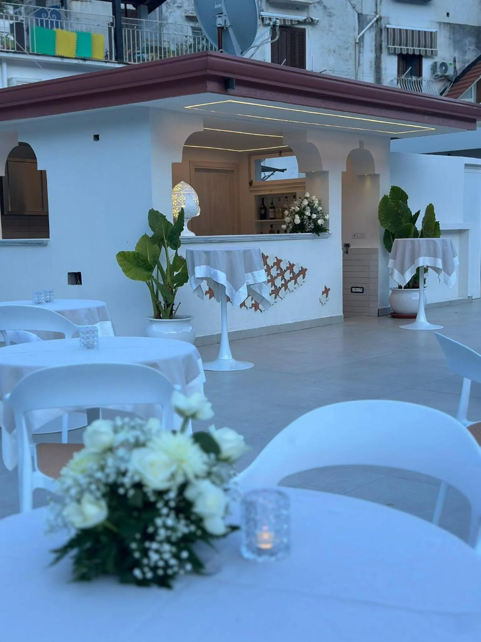 Lounge or bar in Minori Palace