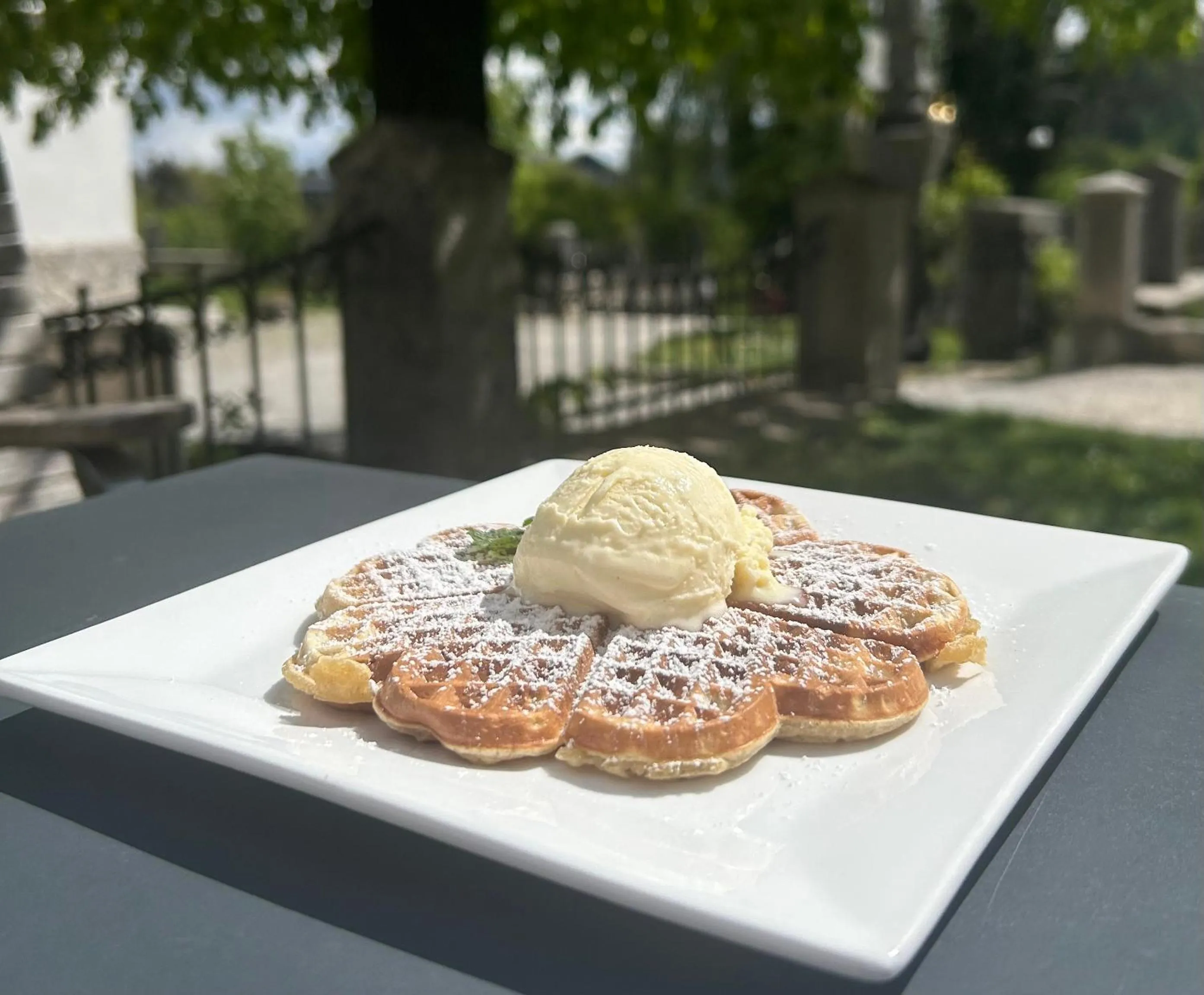 Restaurant/places to eat in Old Parish House