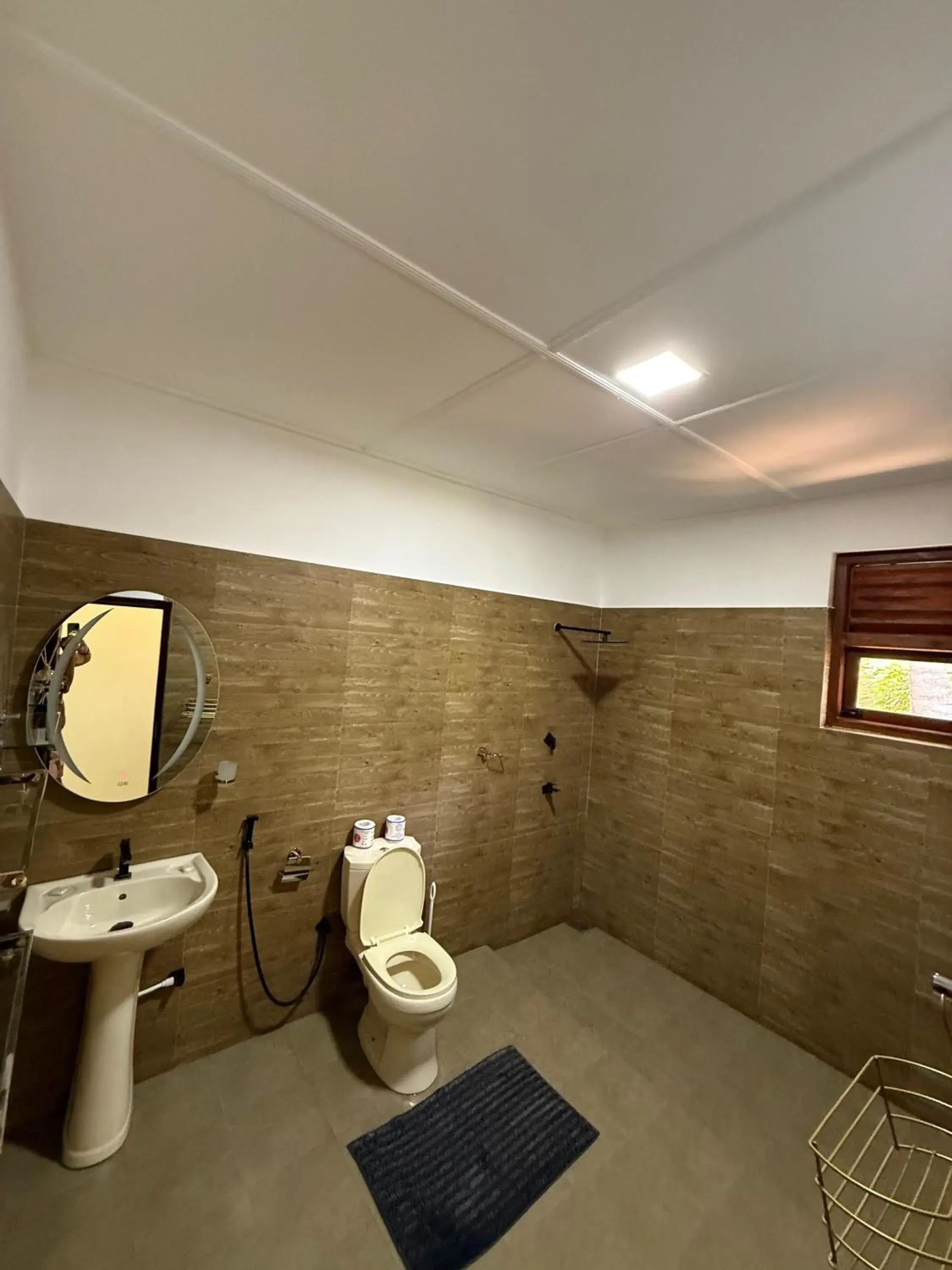 Deluxe Double Room (2 Adults + 1 Child) in 108 Palms Beach Resort Deluxe Double Room (2 Adults + 1 Child) in 108 Palms Beach Resort