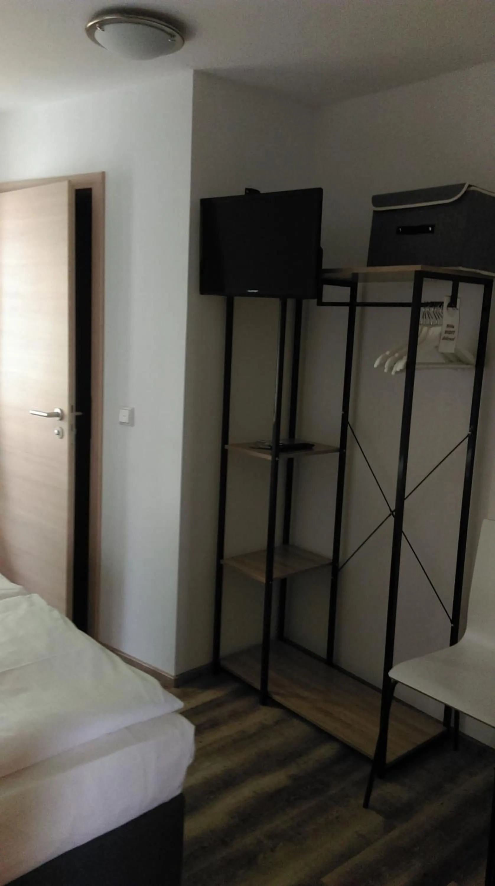 Photo of the whole room, Bed in Landgasthof Felsenkeller