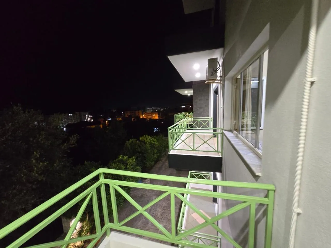 Balcony/Terrace in Olivet Hotel