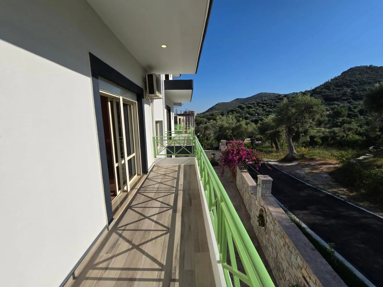 Property building in Olivet Hotel