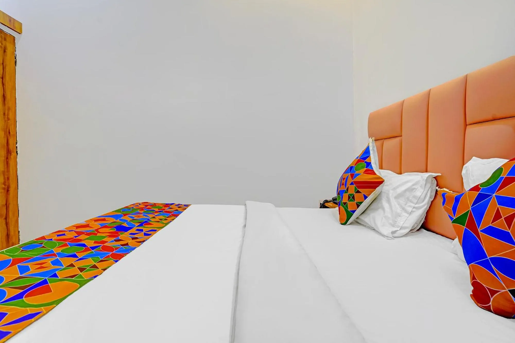 Bed in FabHotel Airport View - Nr Airport