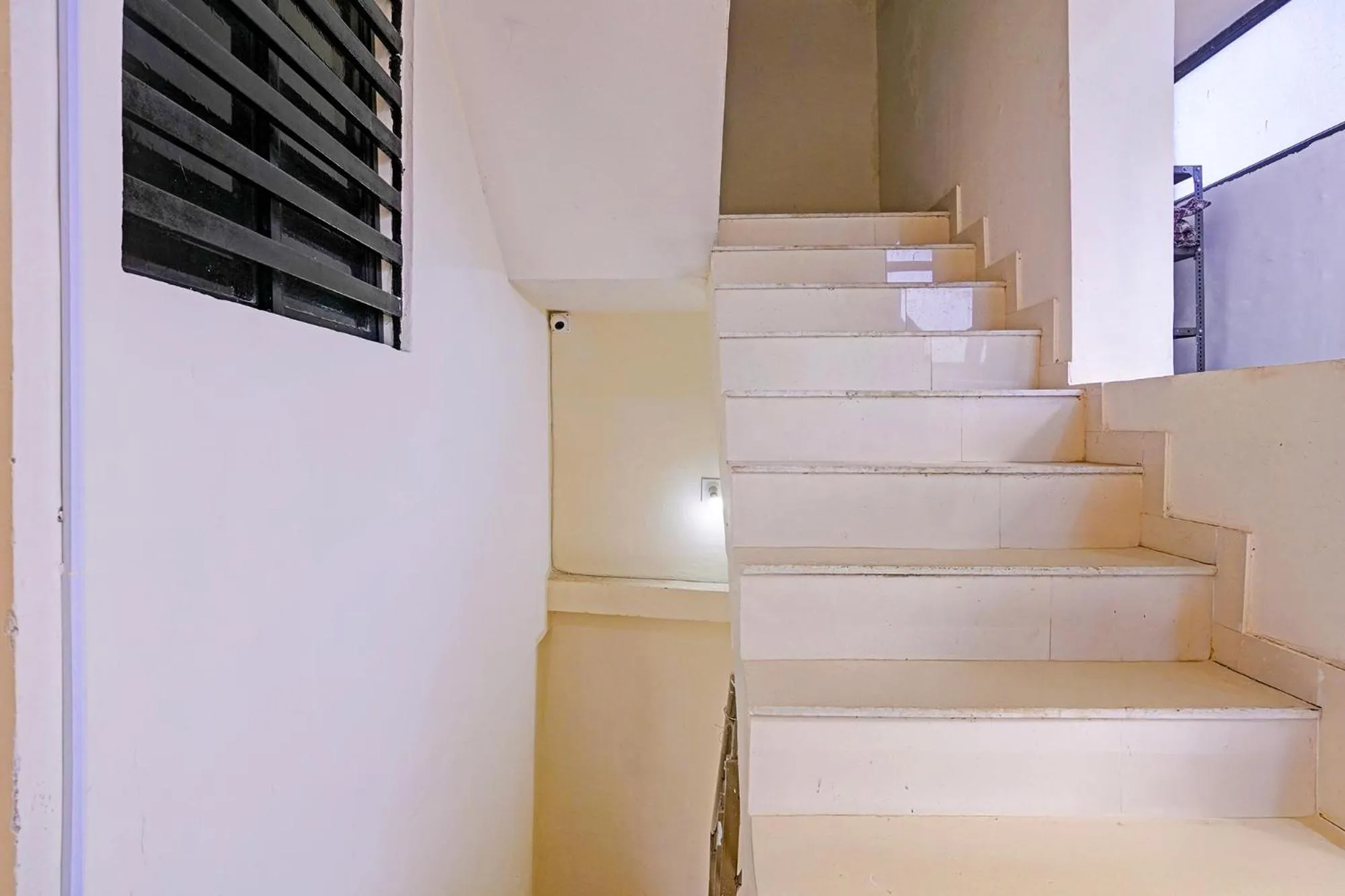 Lobby or reception in FabHotel Airport View - Nr Airport