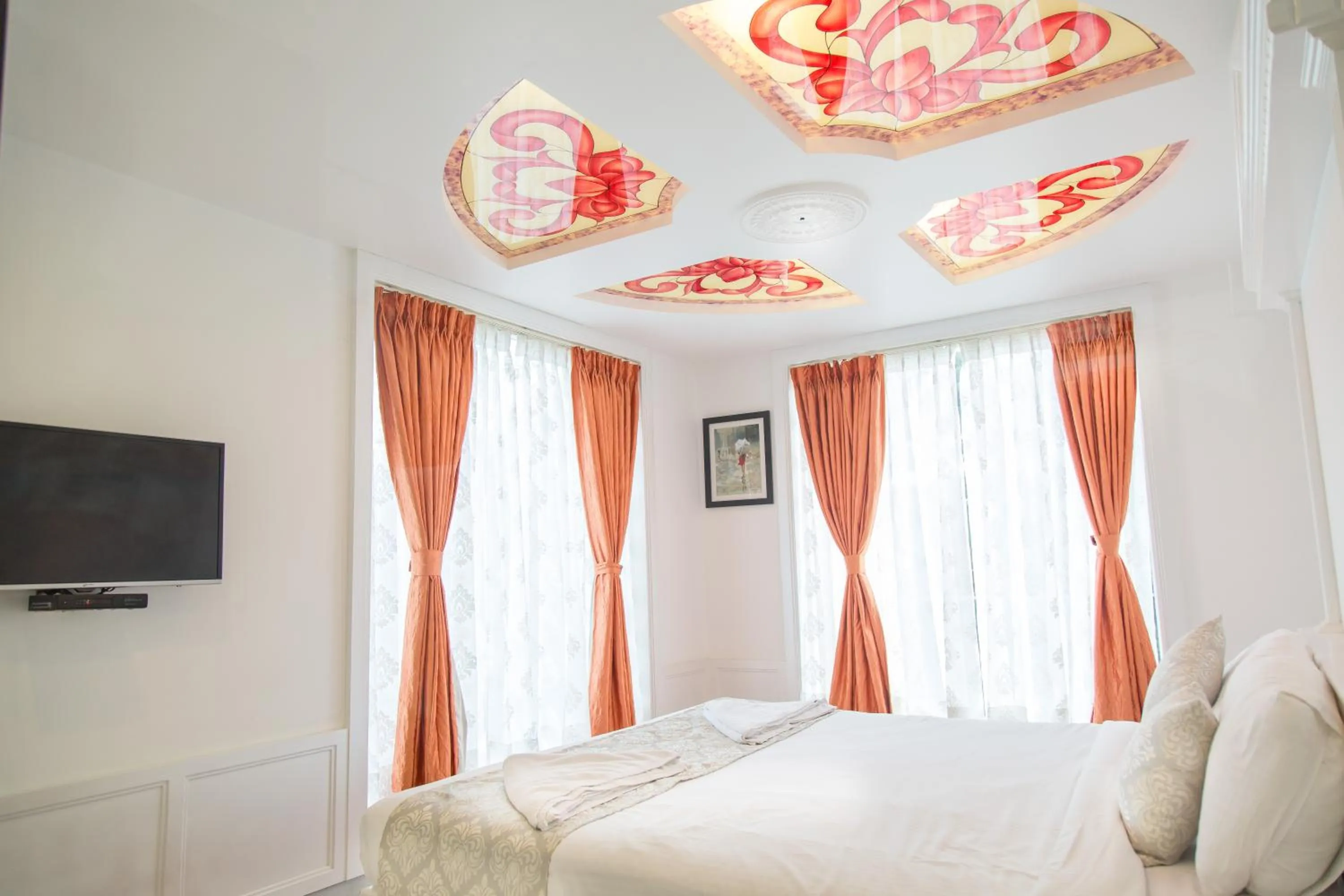 Day, Bed in Sepoy Grande Mysore