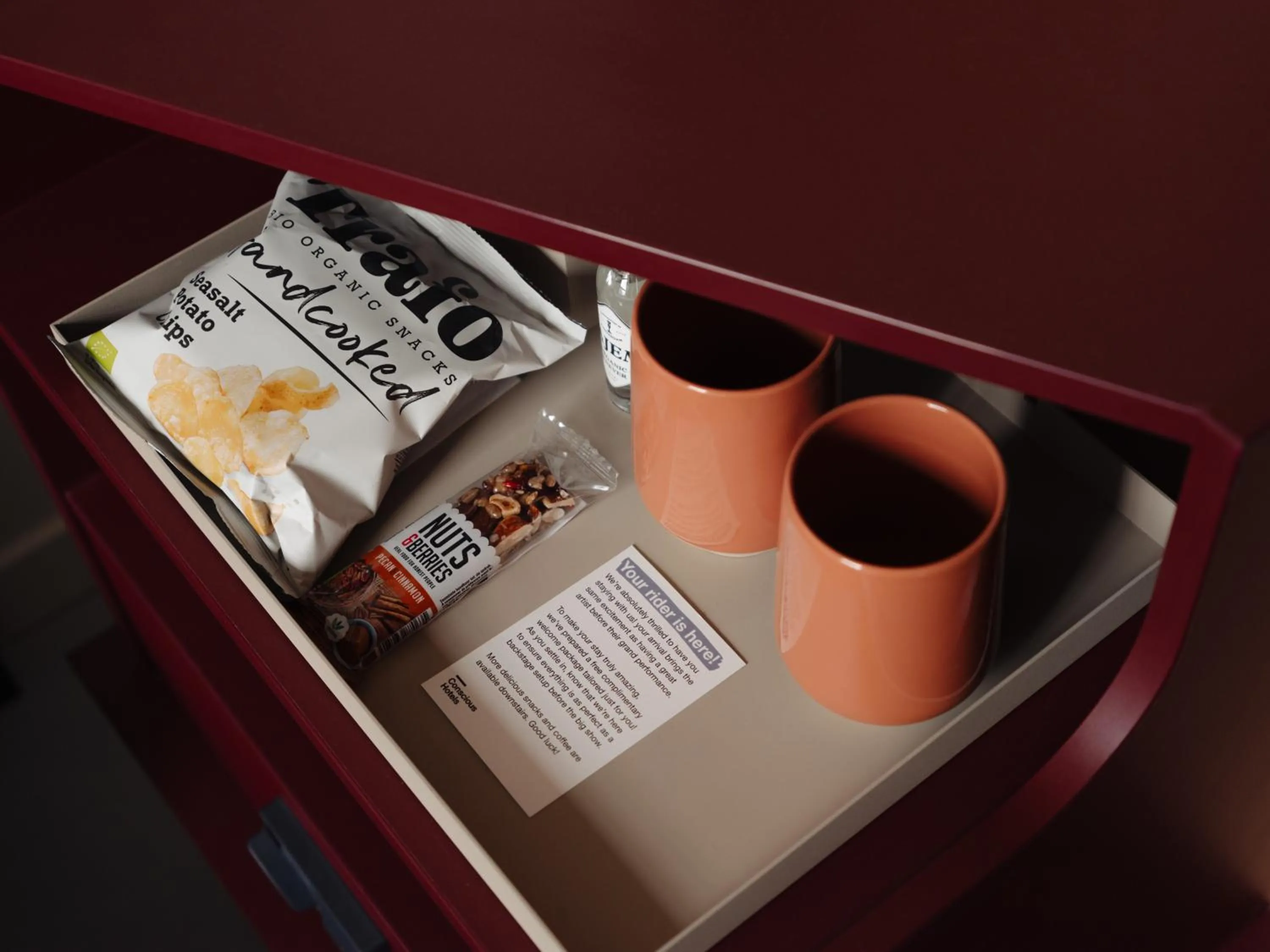 Coffee/tea facilities in Conscious Hotel Oudegracht