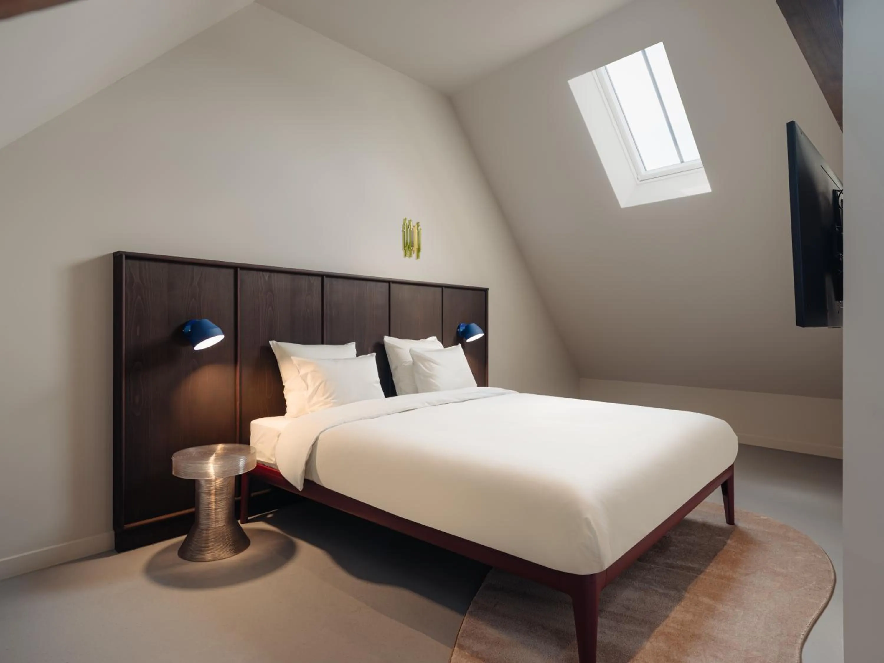 Bed in Conscious Hotel Oudegracht