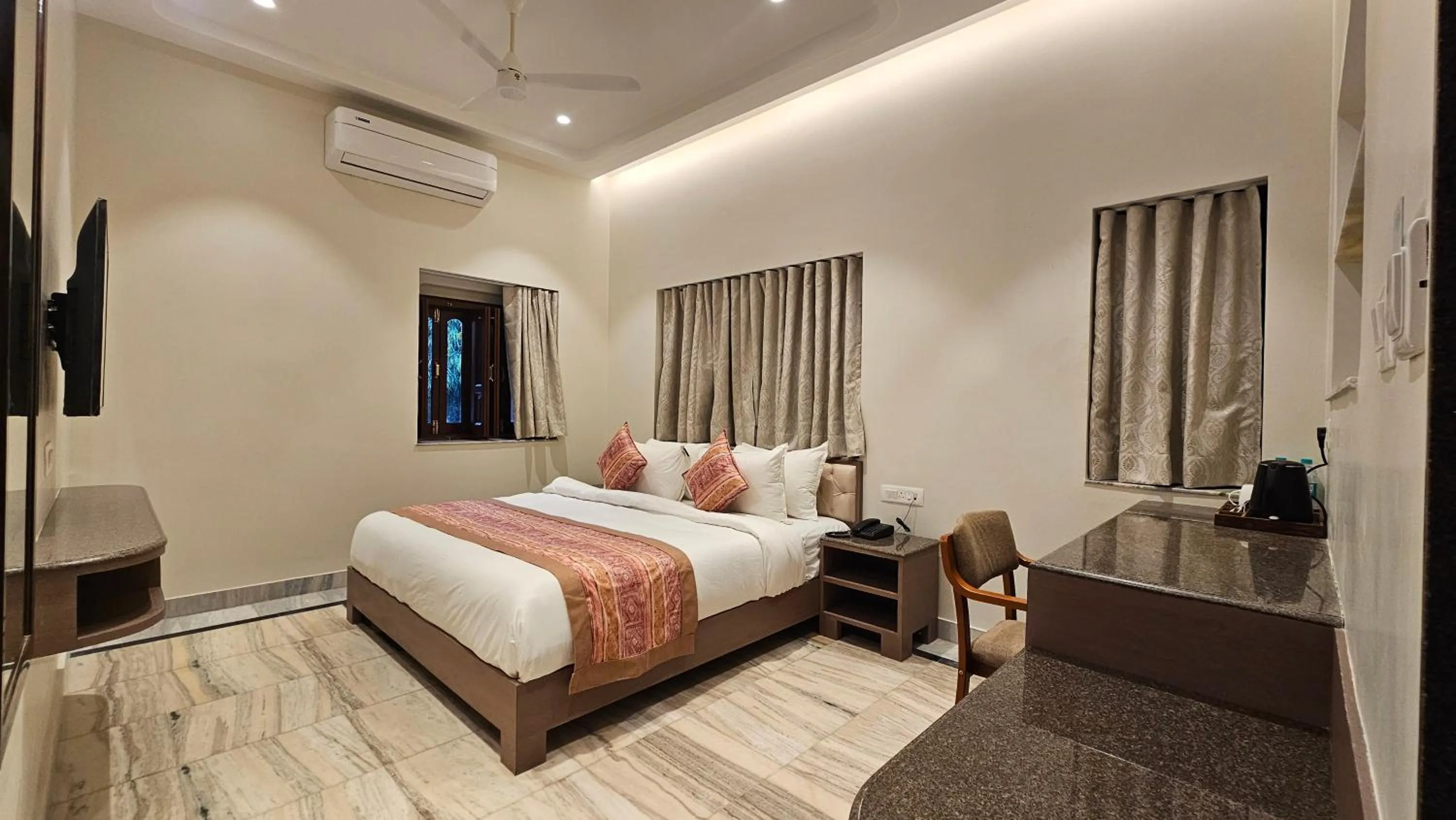 Bedroom, Bed in Deora Resort and Hotel