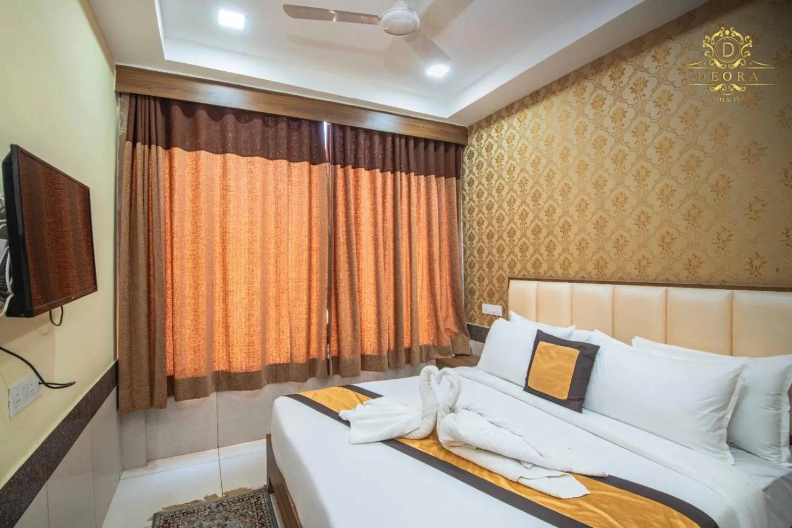 Property building, Bed in Deora Resort and Hotel