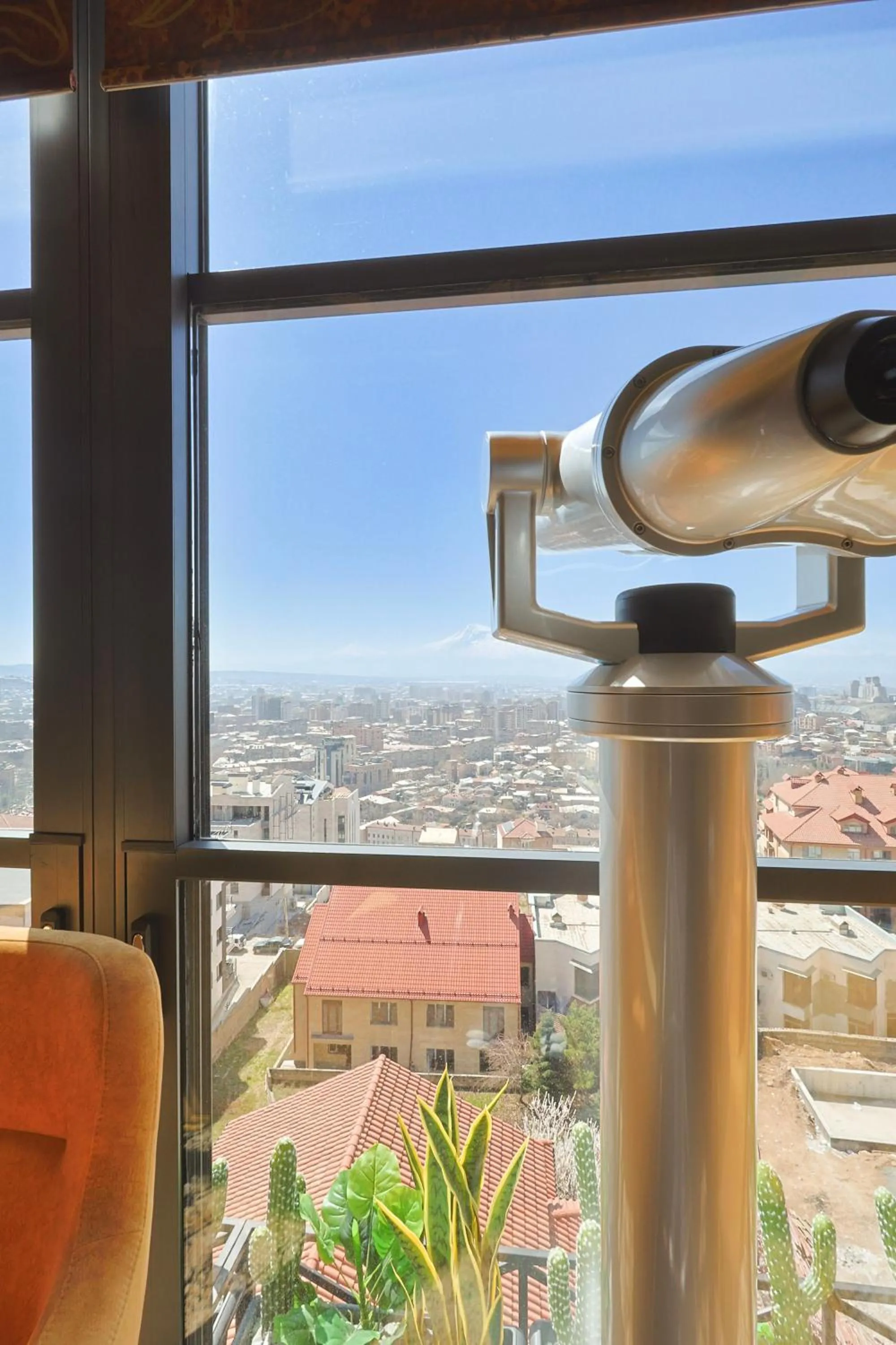 Restaurant/places to eat in Carat Hotel Yerevan