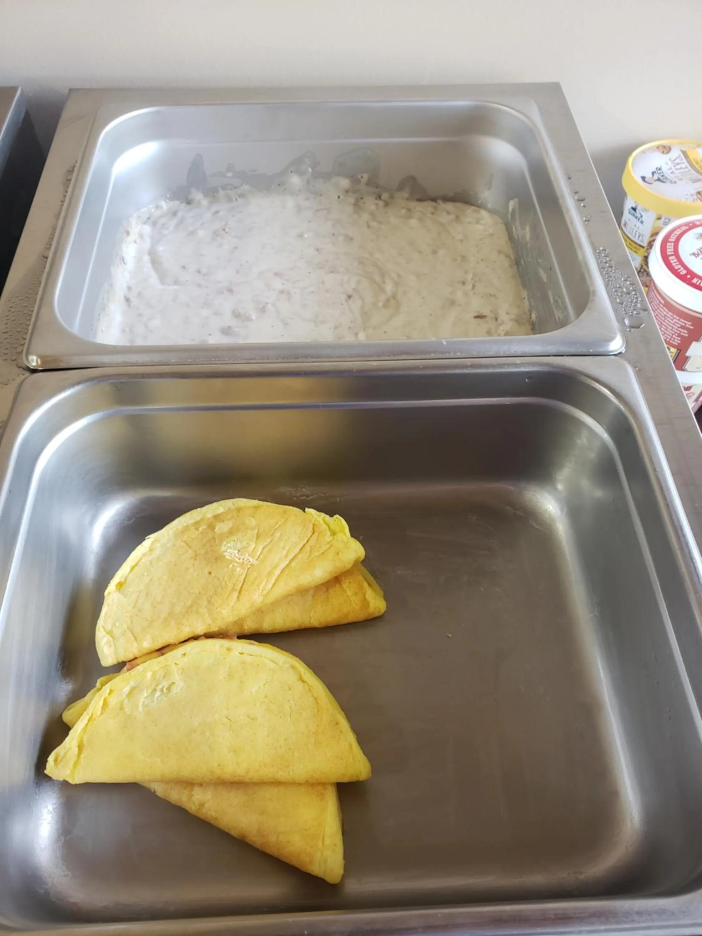 Breakfast in Autumn's Inn