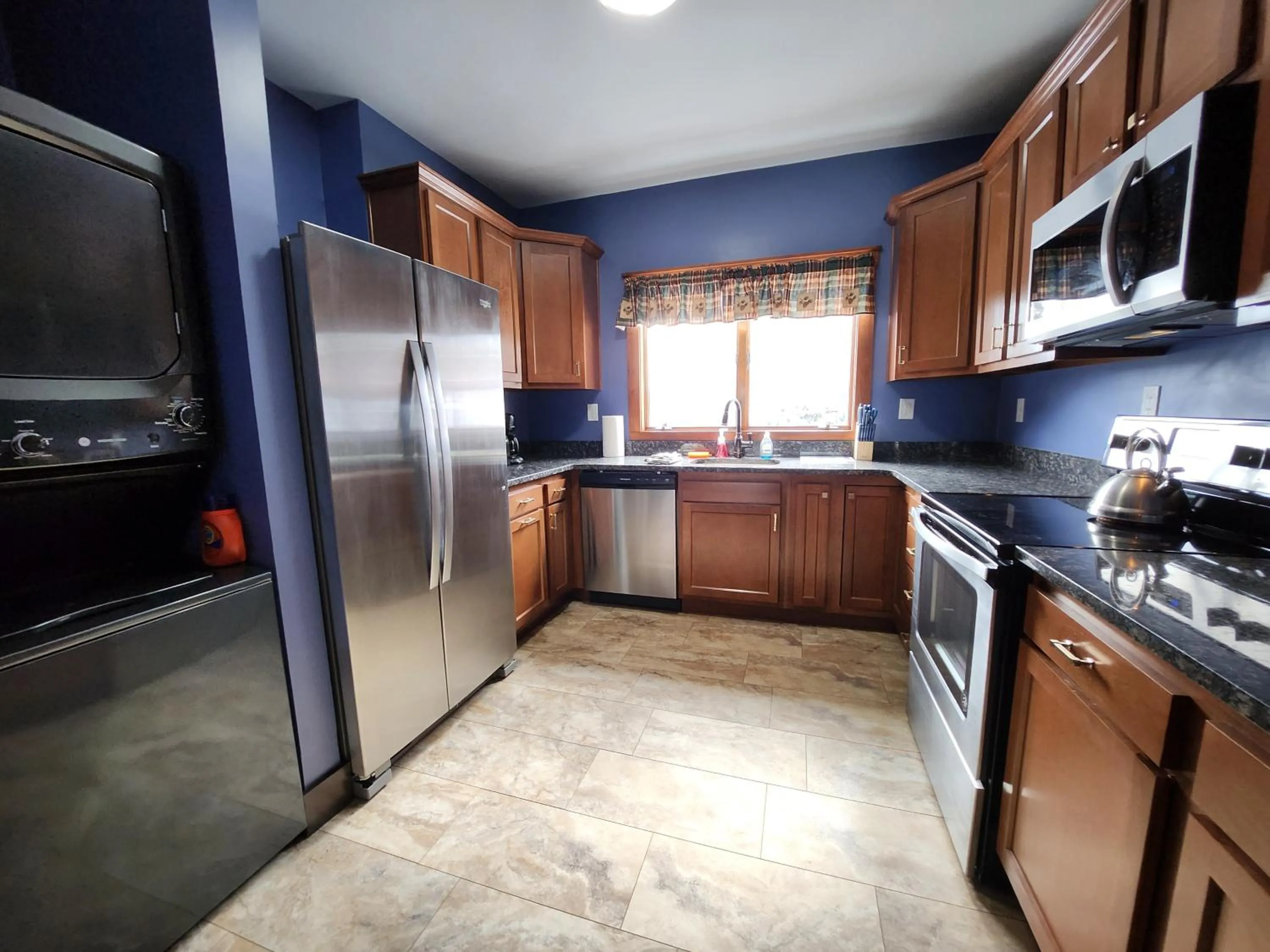 Cramers Point Lake Breeze