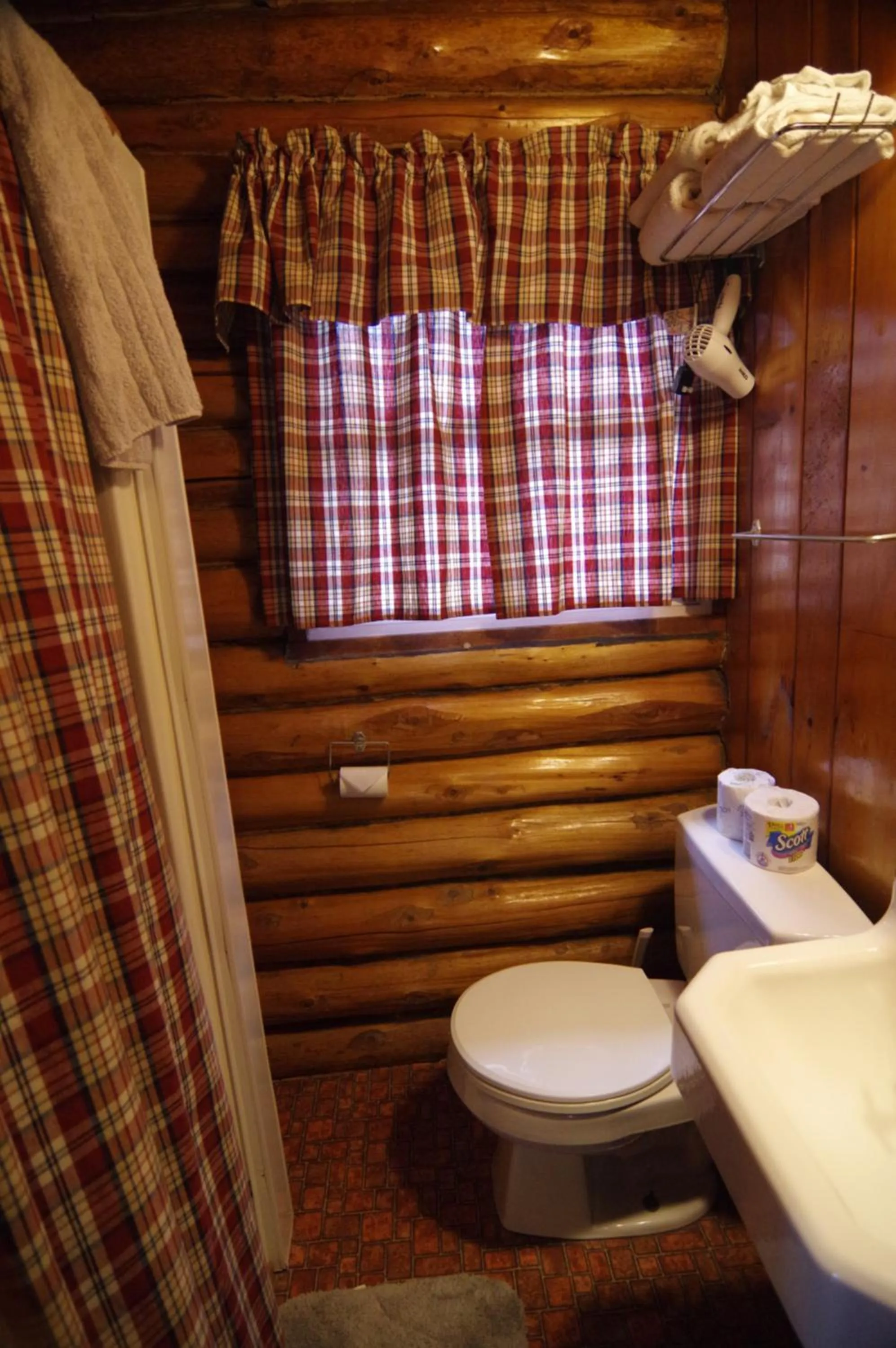 Cramers Point Lake Breeze