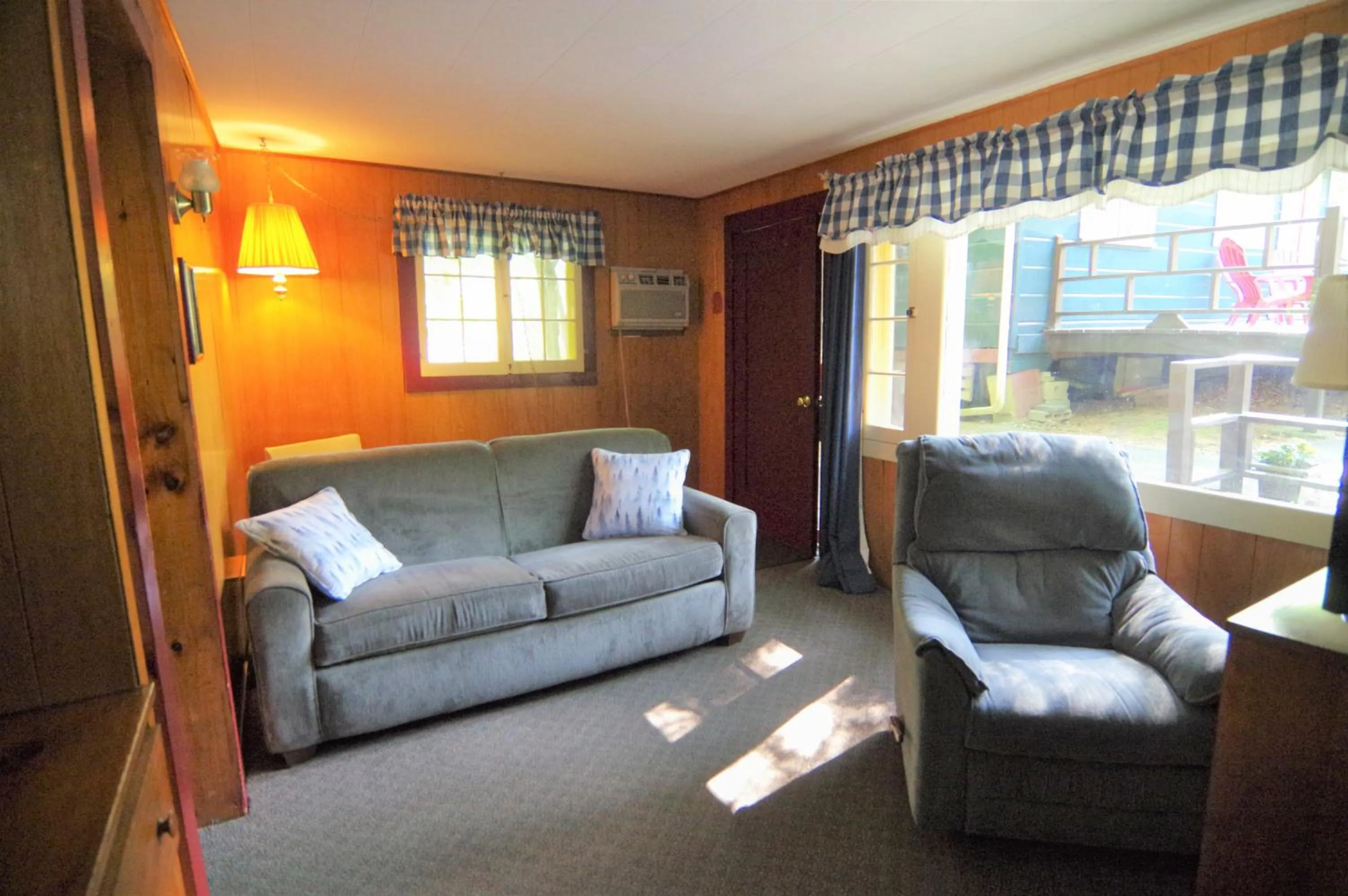 Cramers Point Lake Breeze