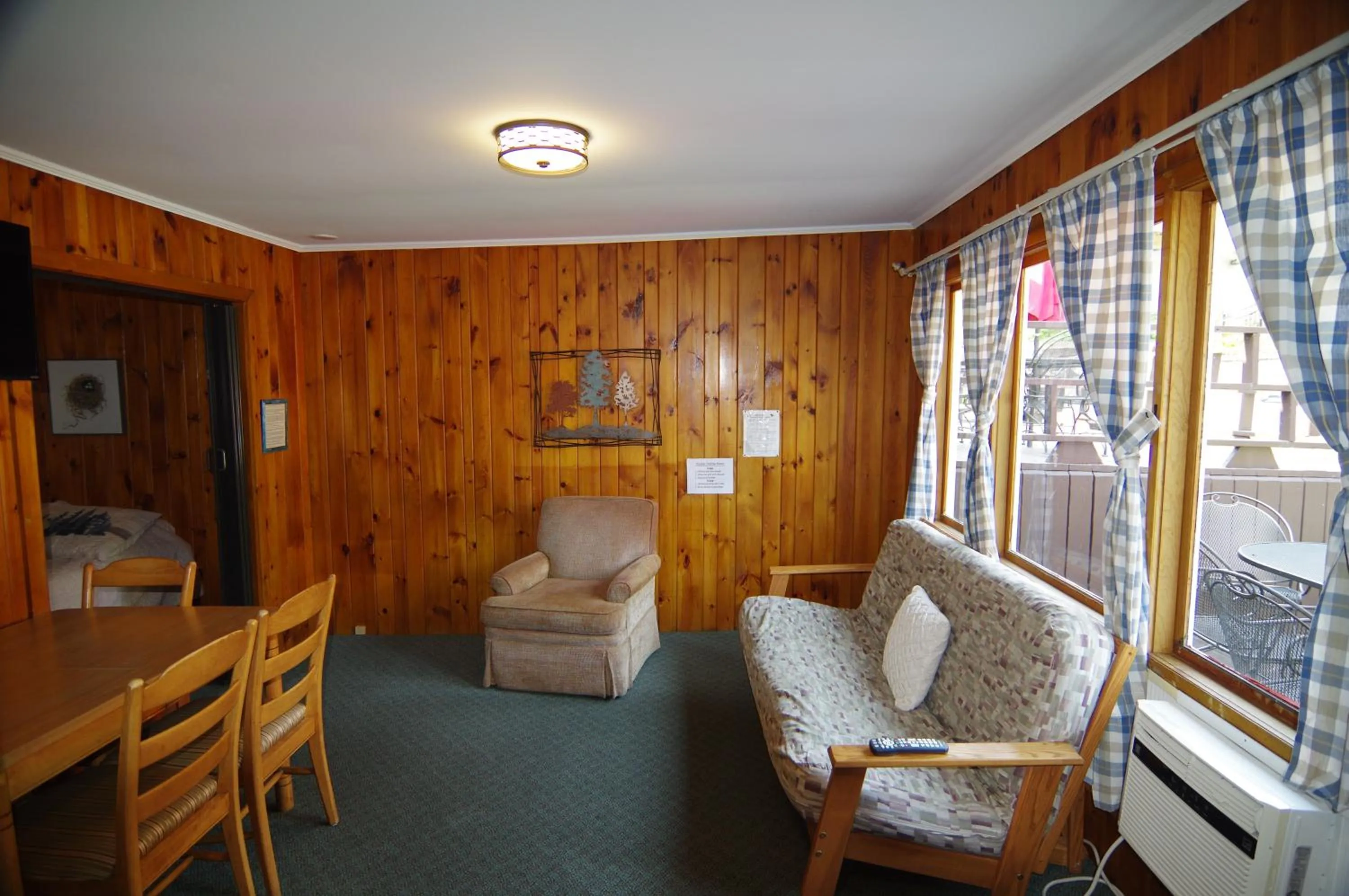 Cramers Point Lake Breeze