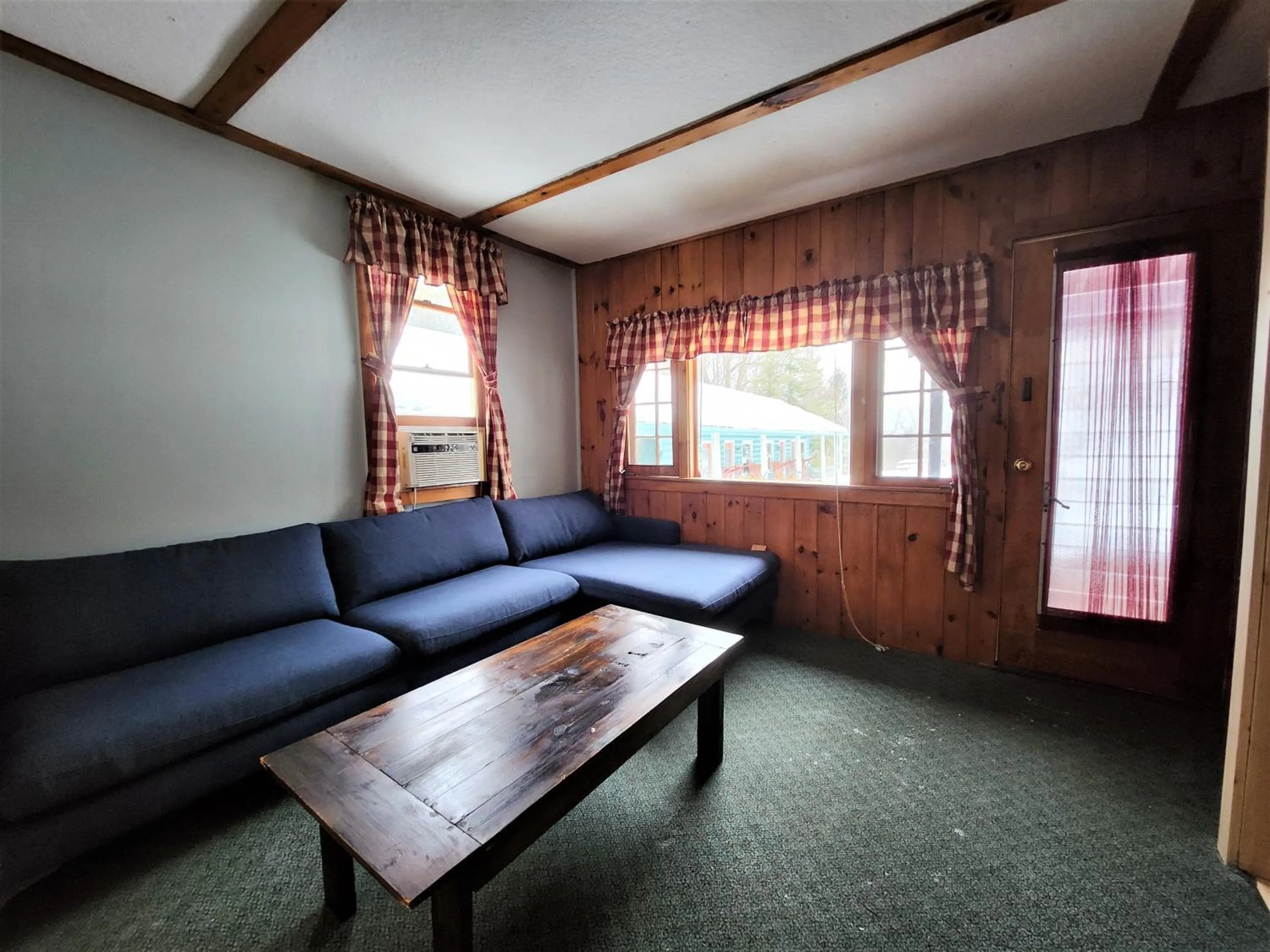 Cramers Point Lake Breeze