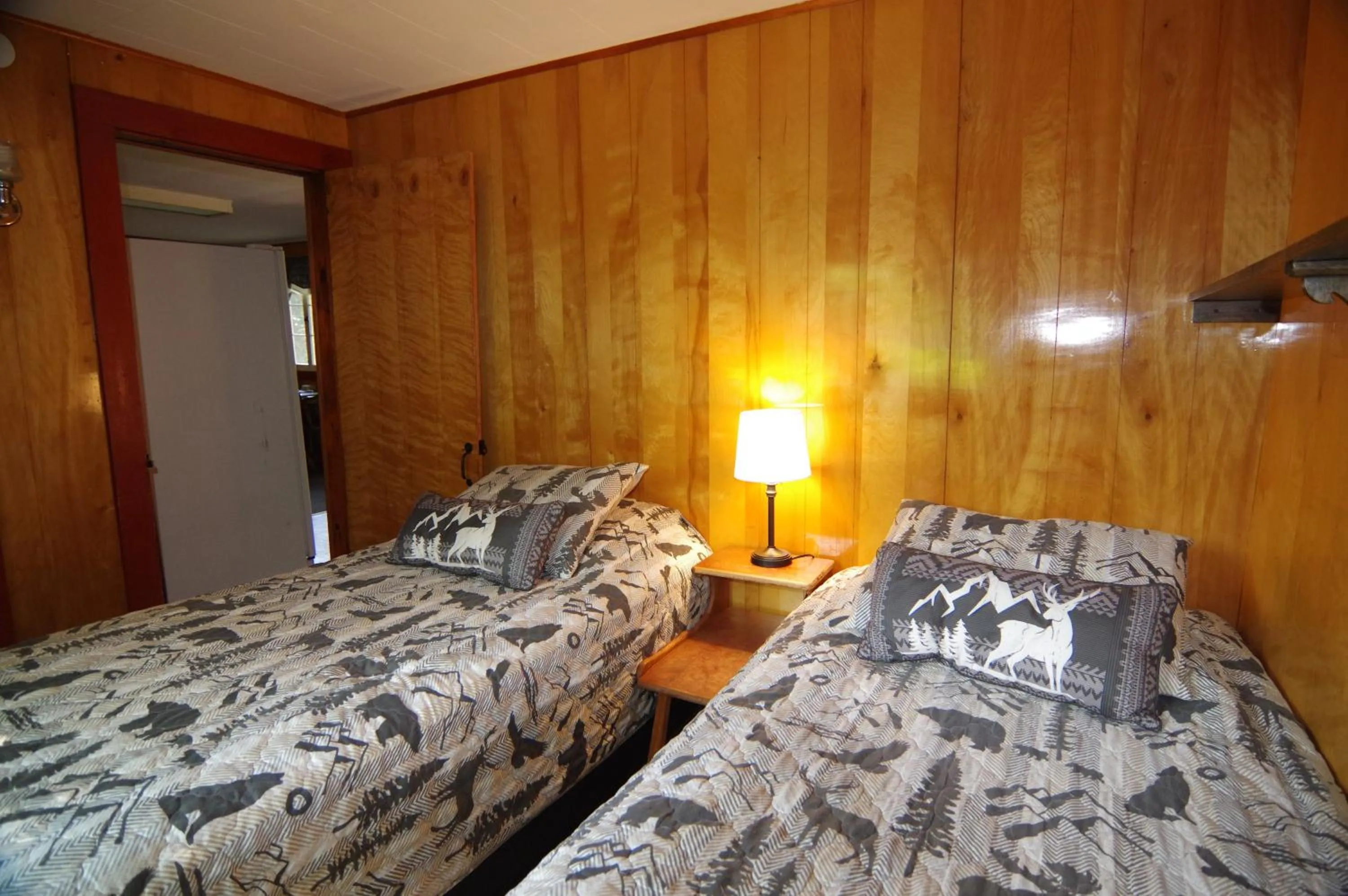 Bed in Cramers Point Lake Breeze