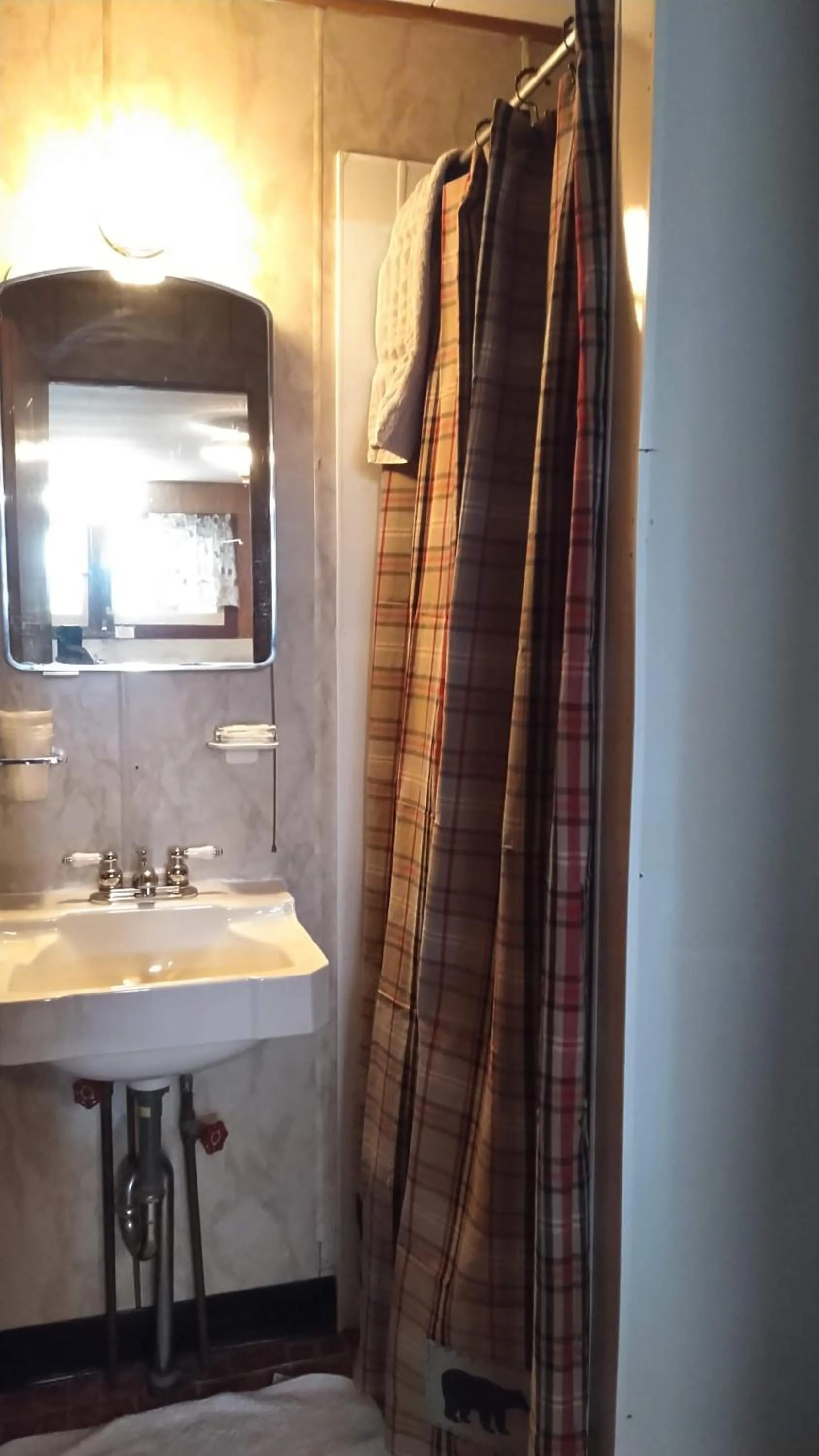 Cramers Point Lake Breeze