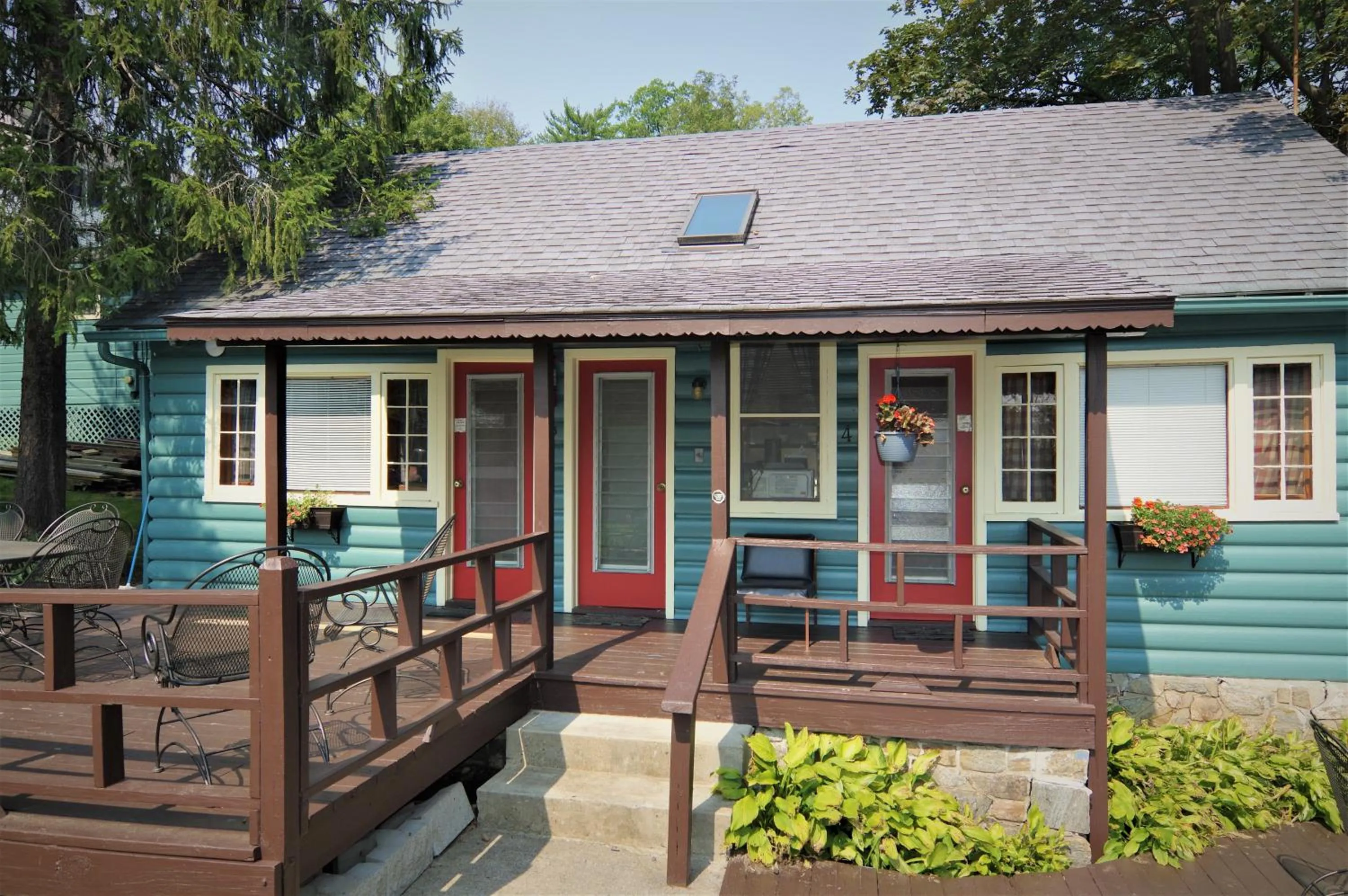 Cramers Point Lake Breeze