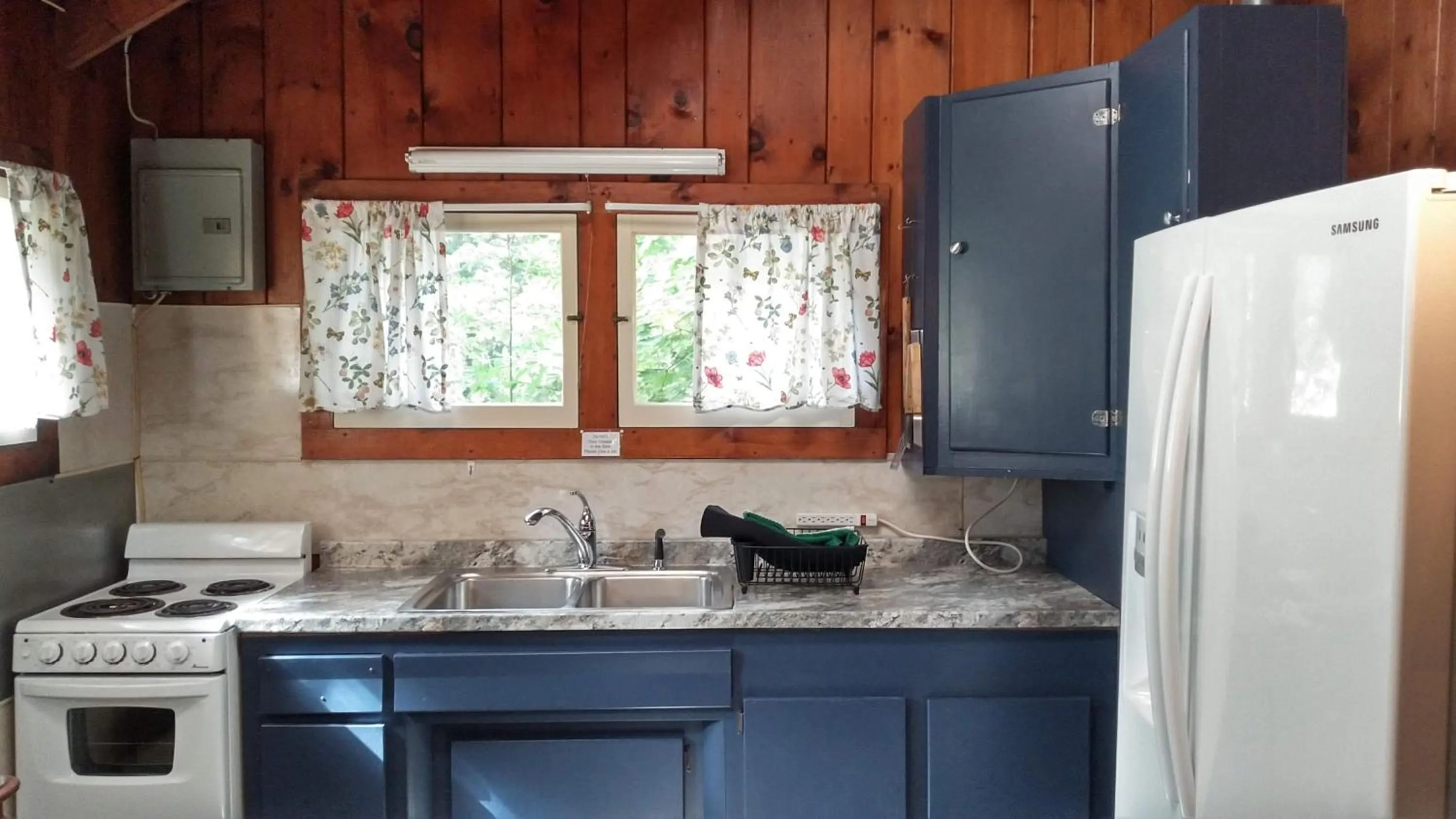 Cramers Point Lake Breeze