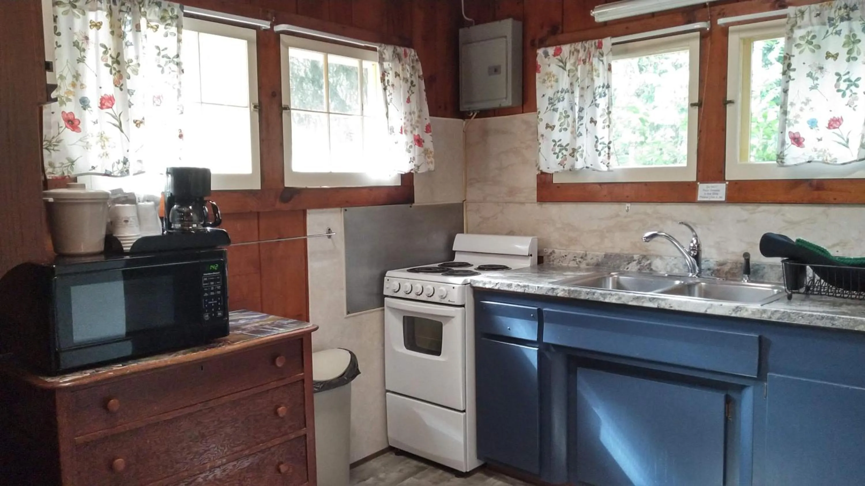 Cramers Point Lake Breeze